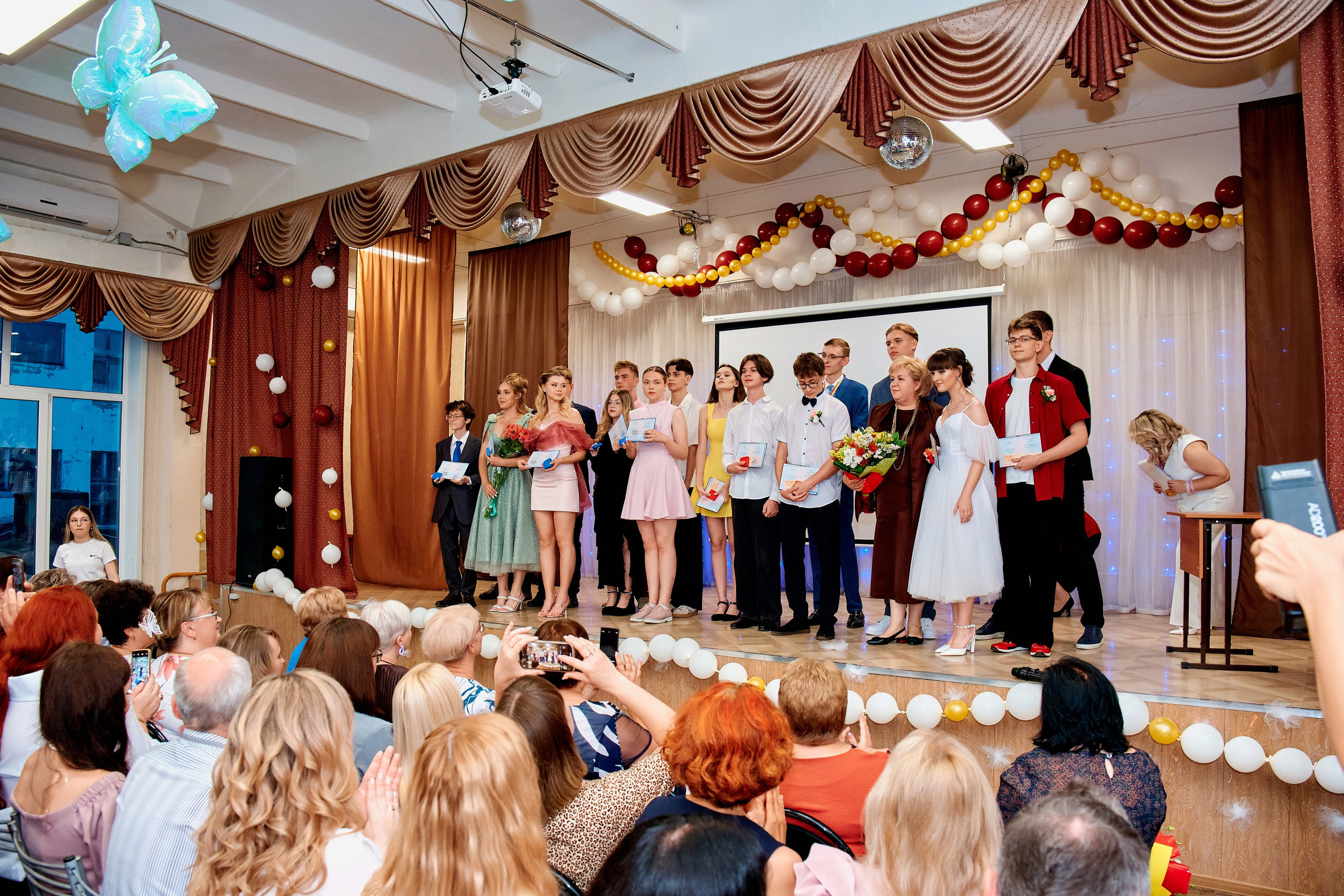 Выпускной 11Б. Школа 35. Фотограф Таганрог Анна Трайжон