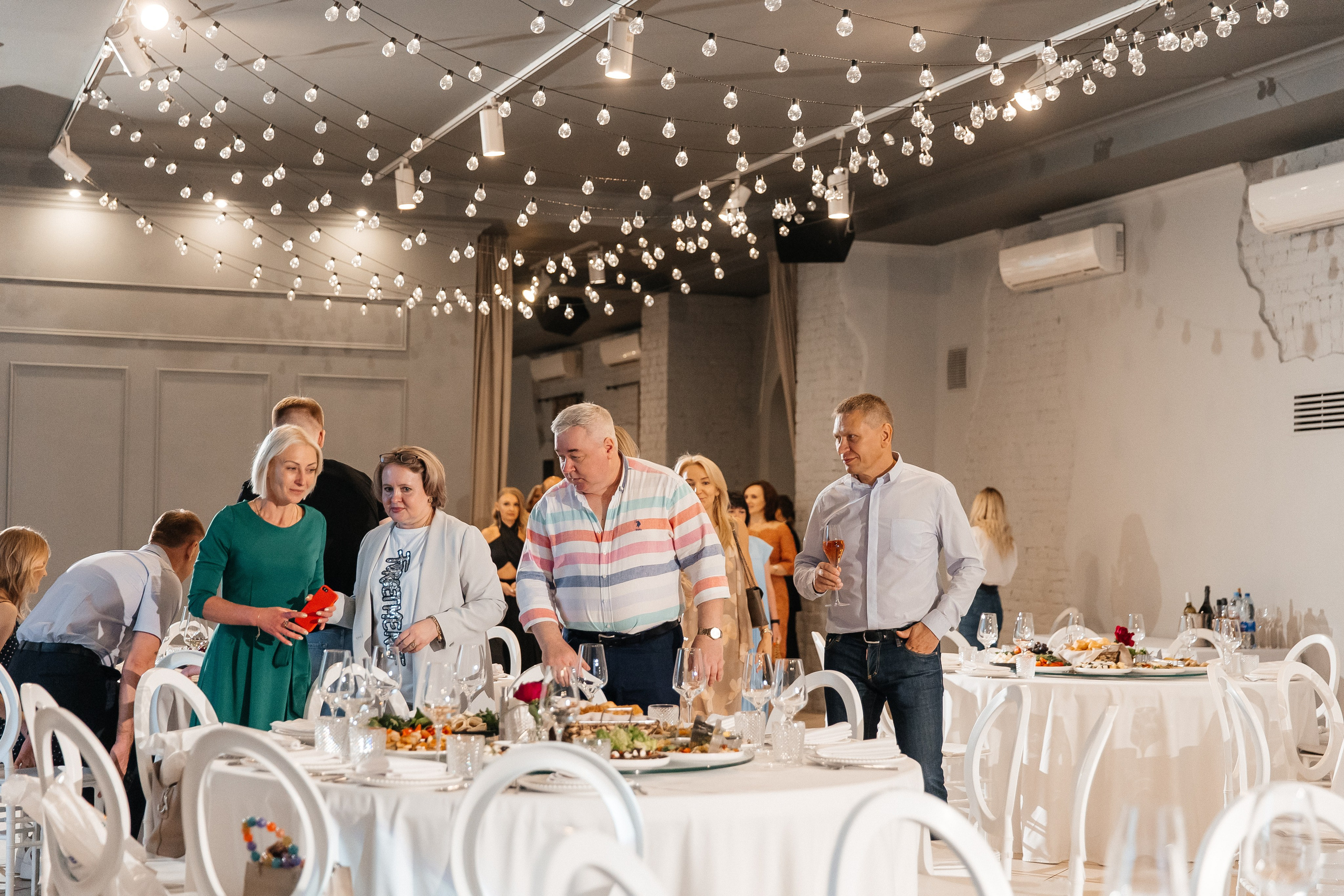 2023-06-23 Выпускной МБОУ СОШ № 10. Фотограф в Красноярске
