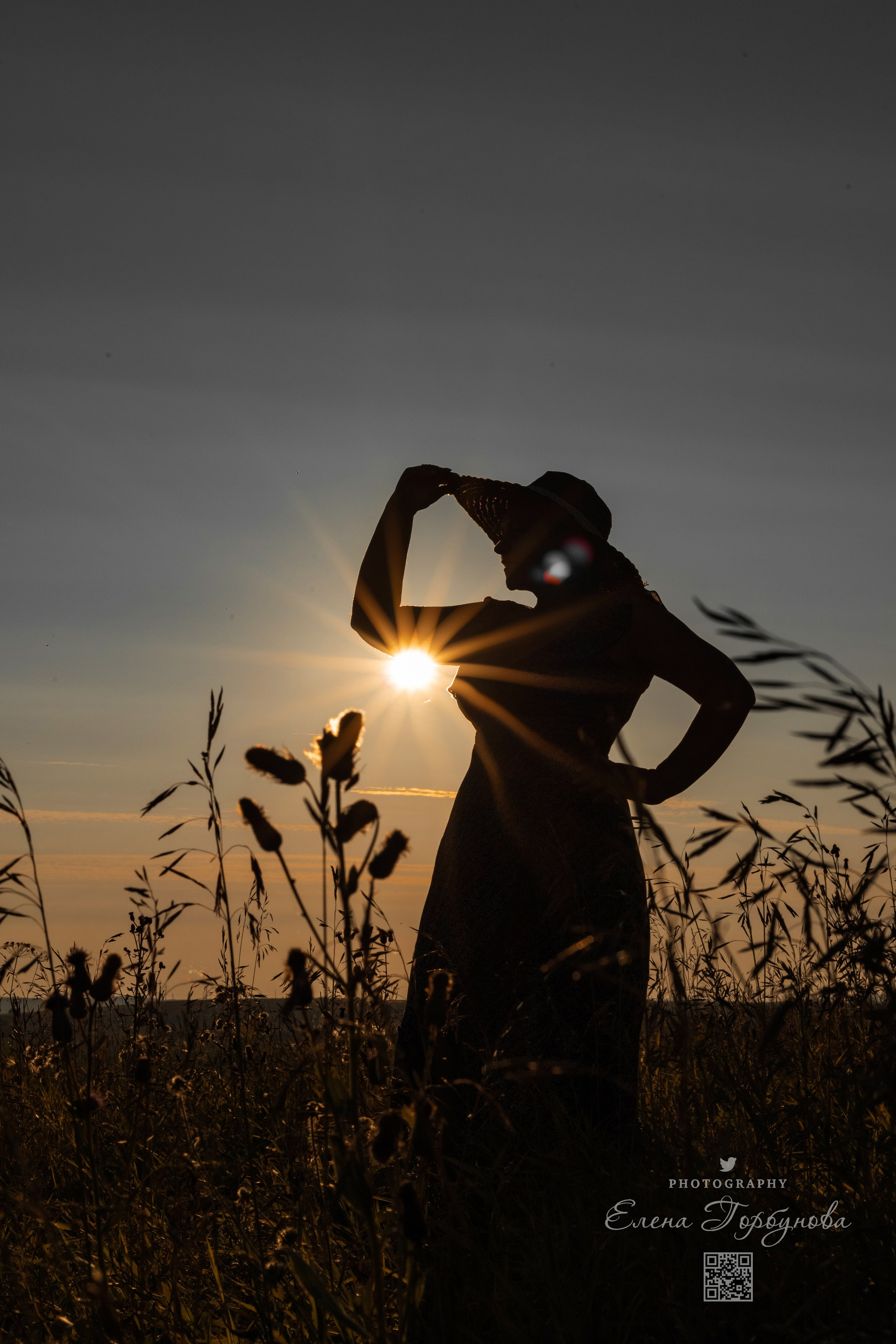 Елена в Кукурузе. Август 2024. Фотограф Пермь. Свадьбы. Семья и дети, школа, д. сад. Фотокниги