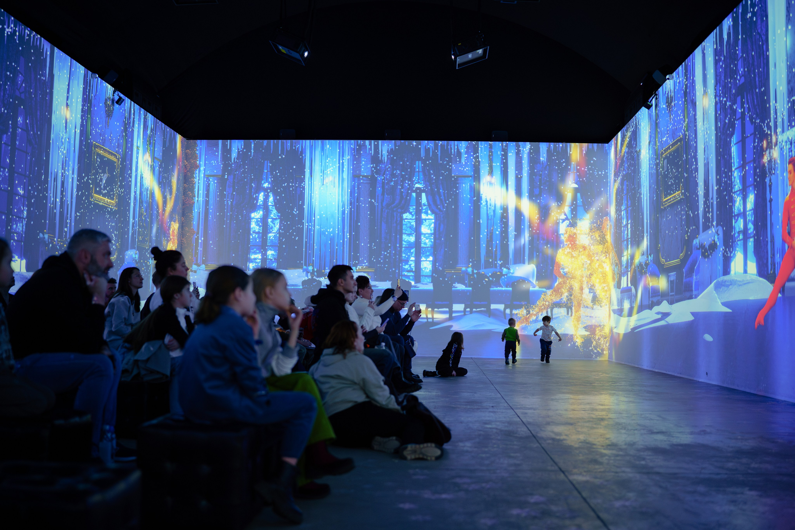 Фотограф на имерсивный спектакль. Репортажный фотограф Москва Сергей Дружинин