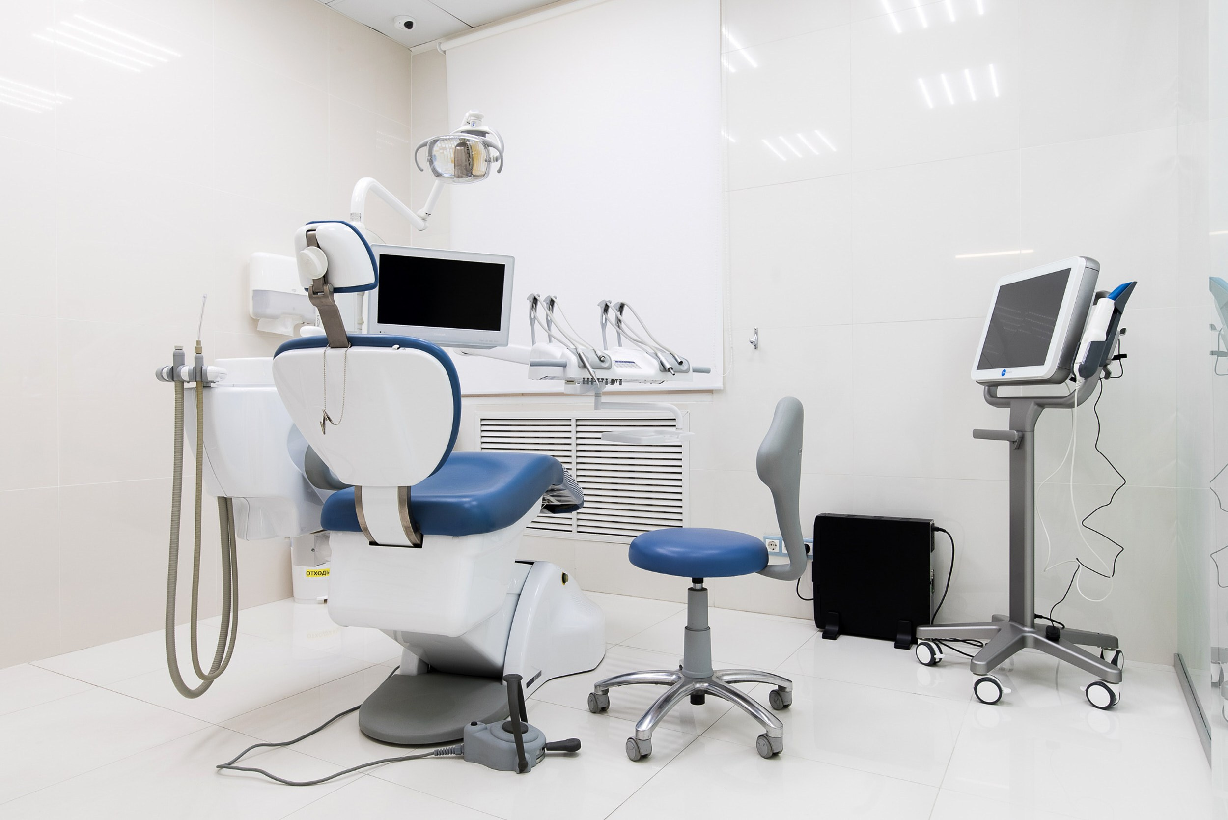 Клиники и салоны. Герман Лепёхин коммерческий фотограф в Москве: репортаж, портреты, интерьеры, производство