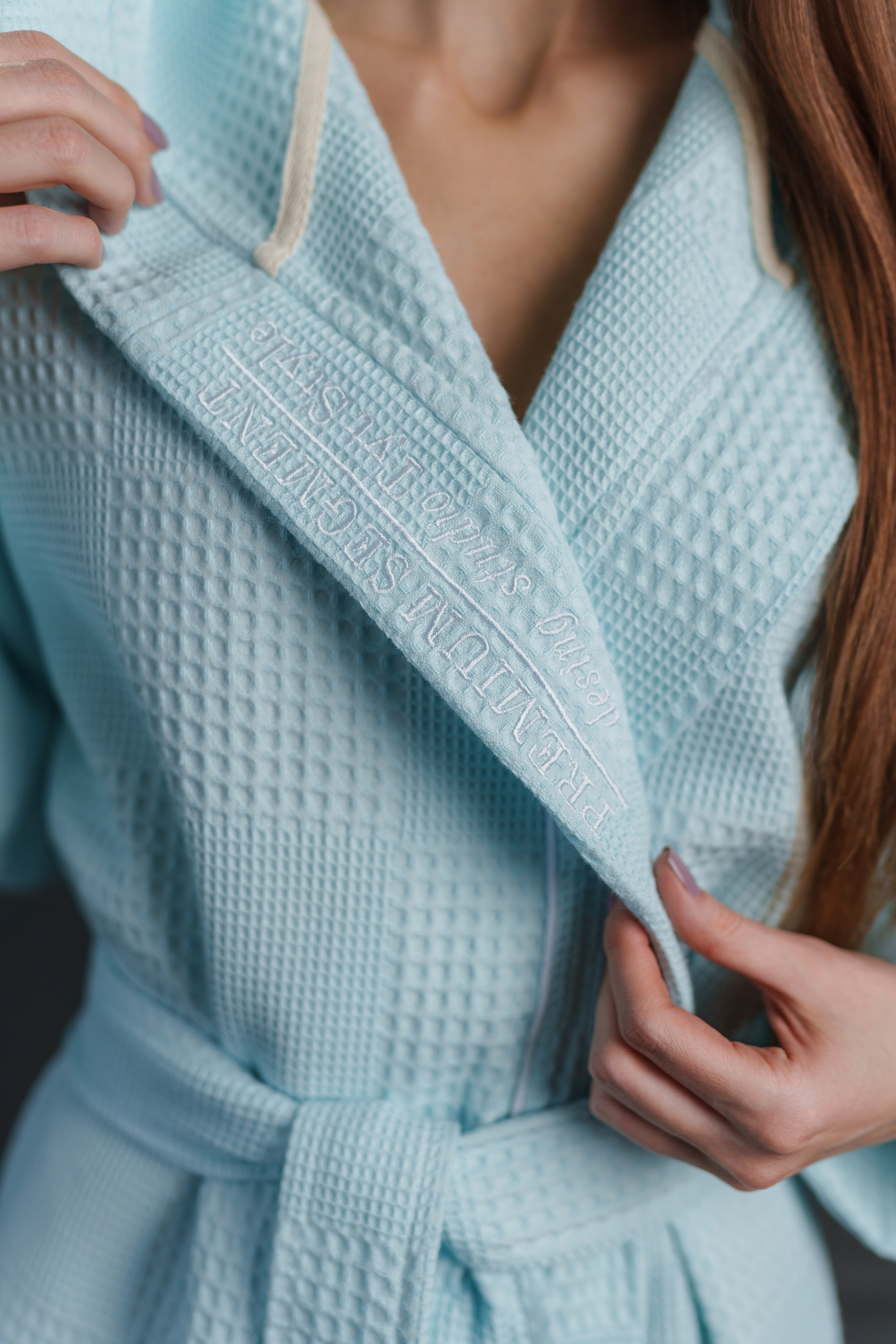 Контентная съемка халатов для маркетплейсов. Фотограф Олег Сотник