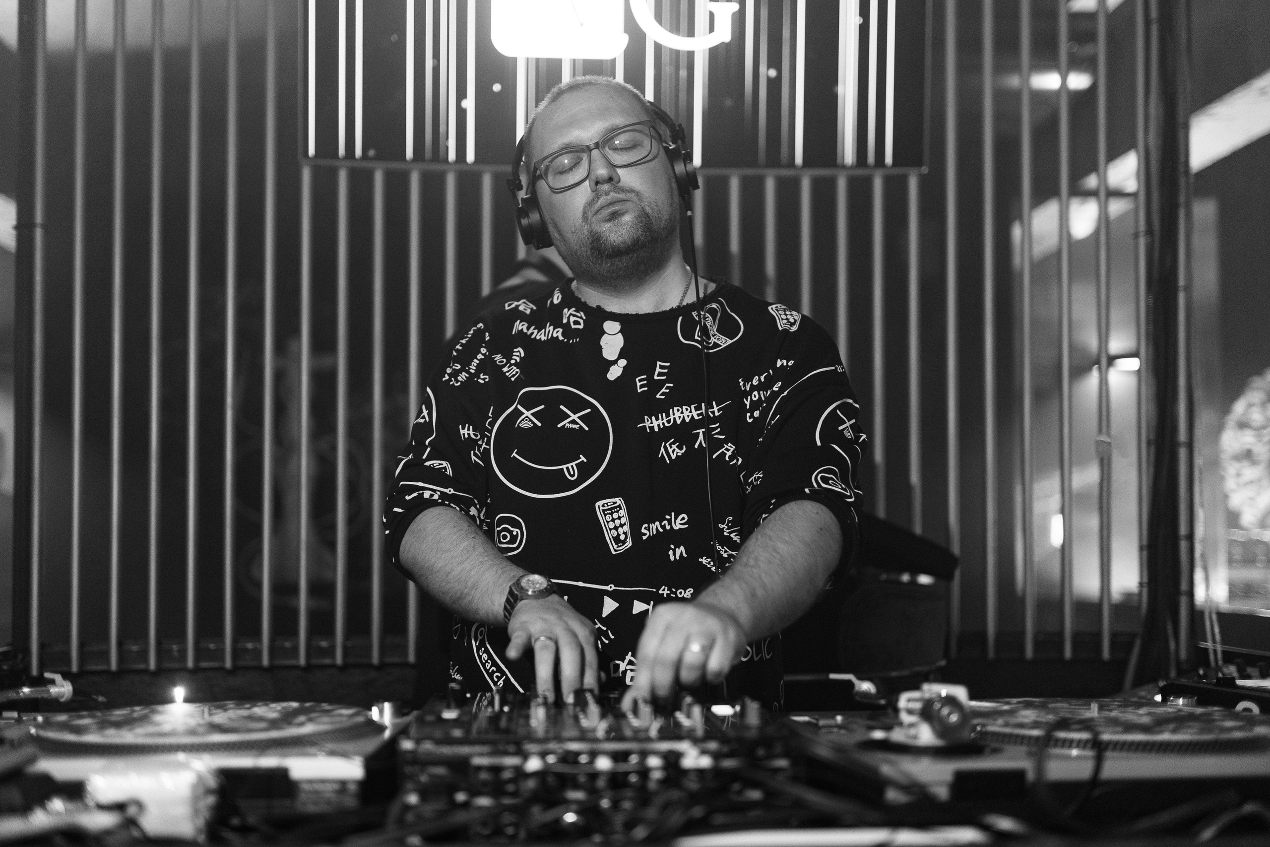 Клубный репортаж для MG. Фотограф Олег Сотник