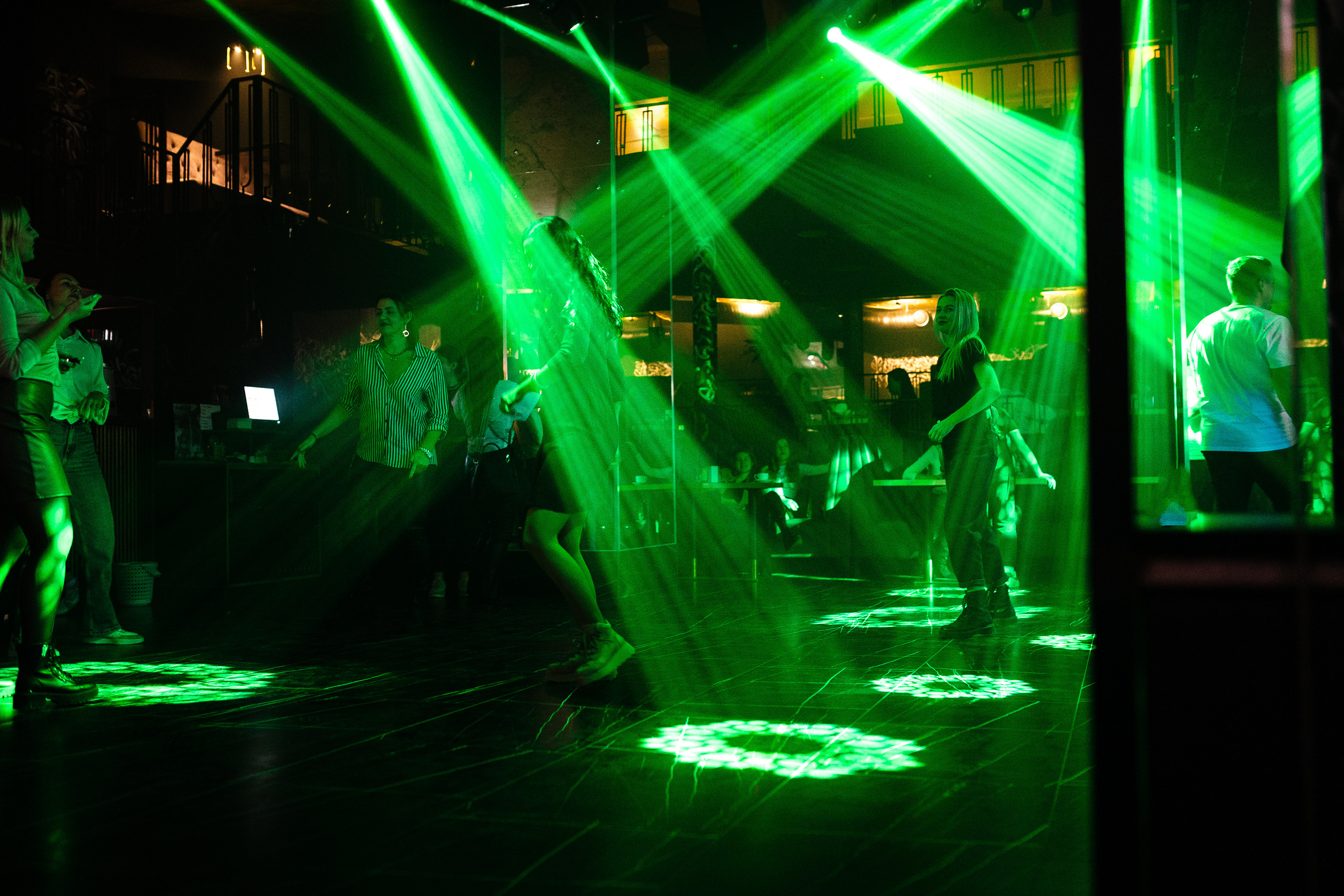 Клубный репортаж для MG. Фотограф Олег Сотник