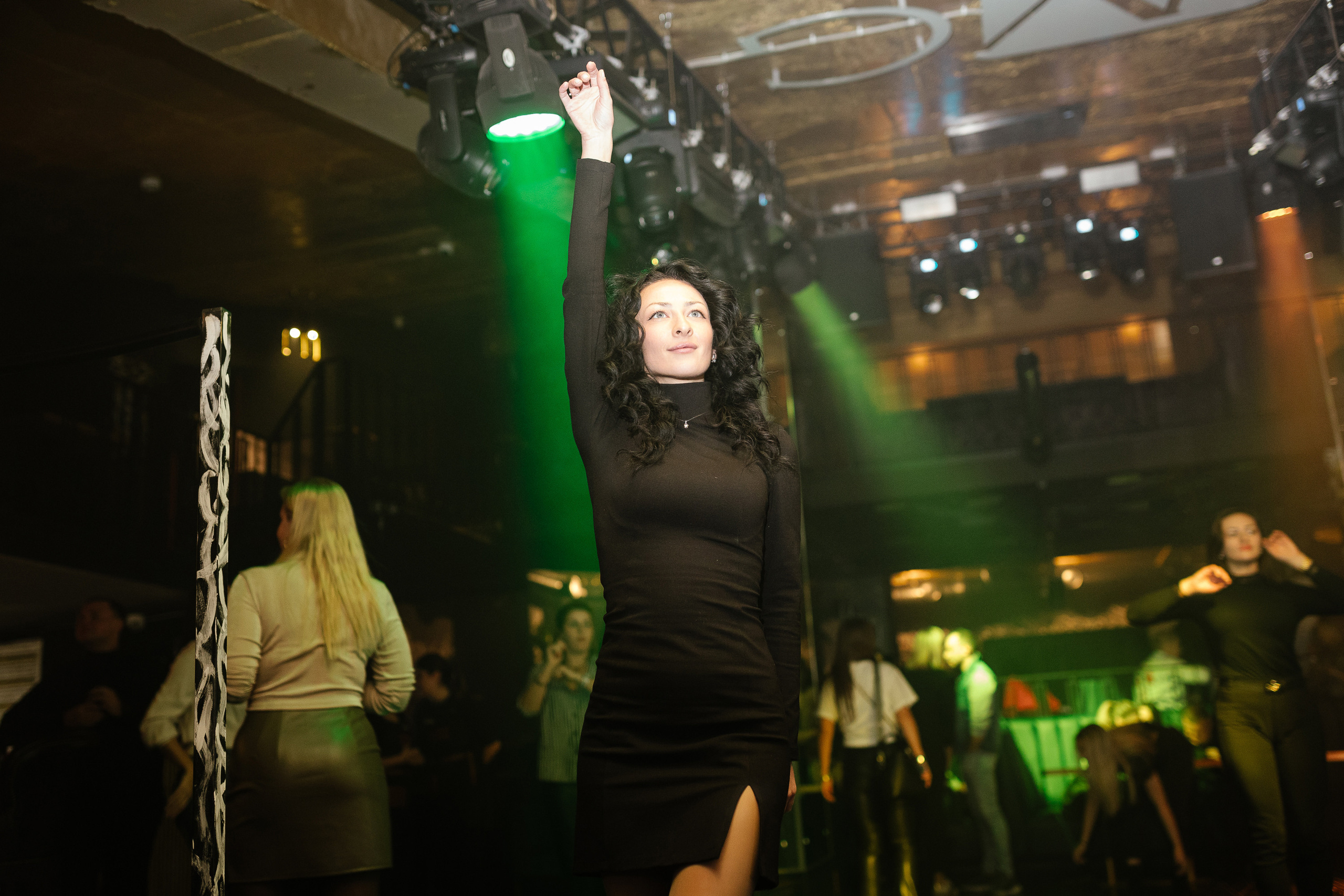 Клубный репортаж для MG. Фотограф Олег Сотник