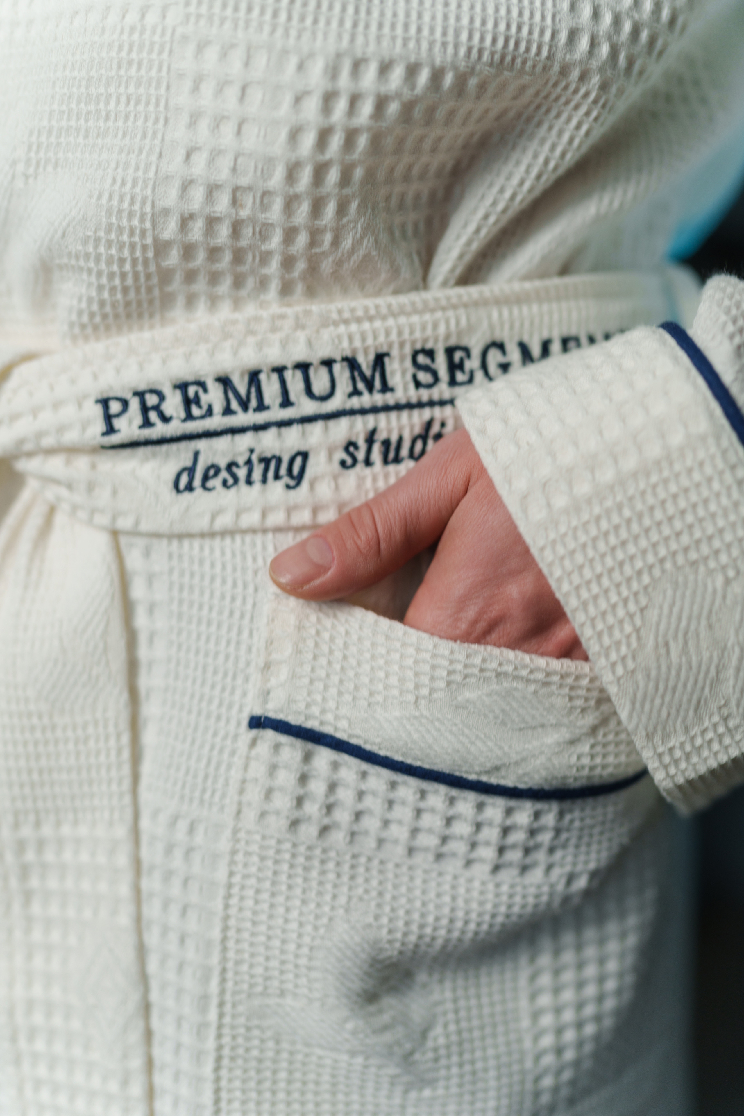 Контентная съемка халатов для маркетплейсов. Фотограф Олег Сотник