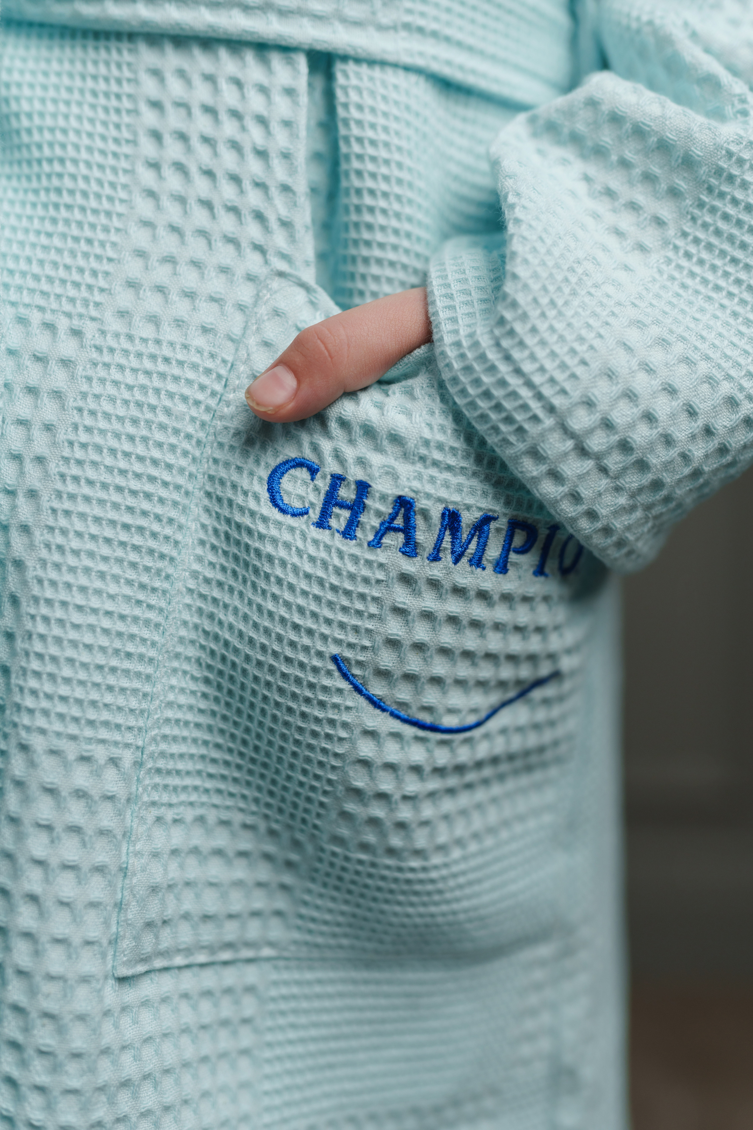 Контентная съемка халатов для маркетплейсов. Фотограф Олег Сотник