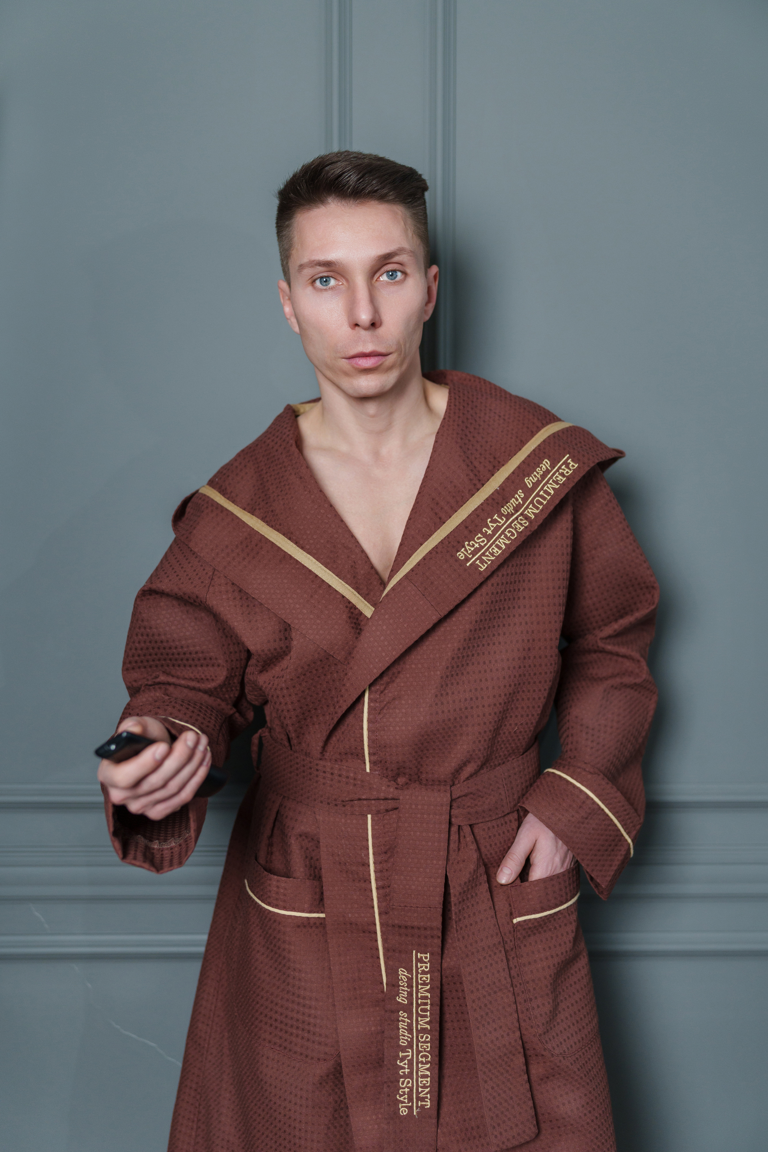 Контентная съемка халатов для маркетплейсов. Фотограф Олег Сотник