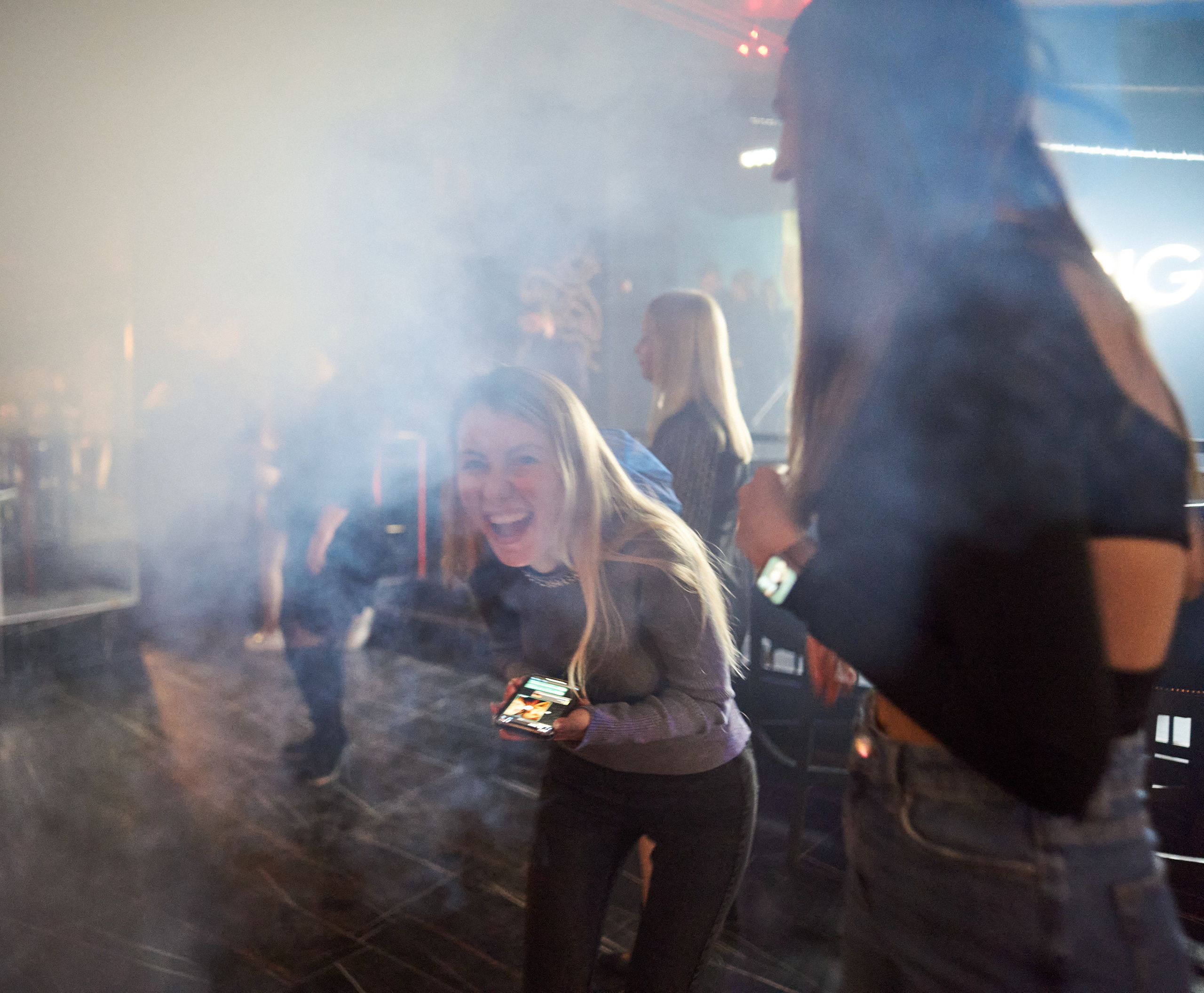 Клубный репортаж для MG. Фотограф Олег Сотник