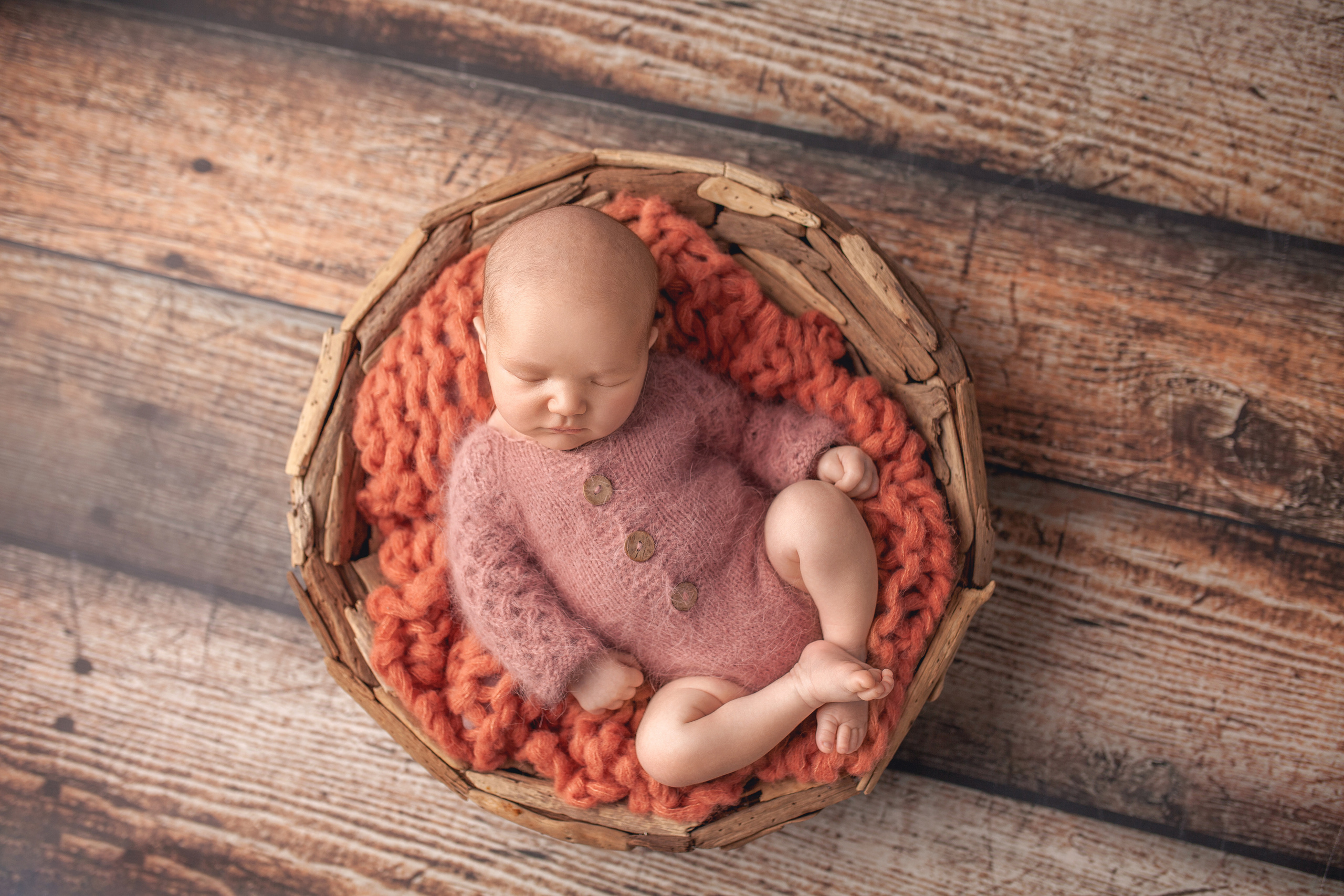 Новорожденные. Фотограф новорожденных в Волковыске Валя Легкова