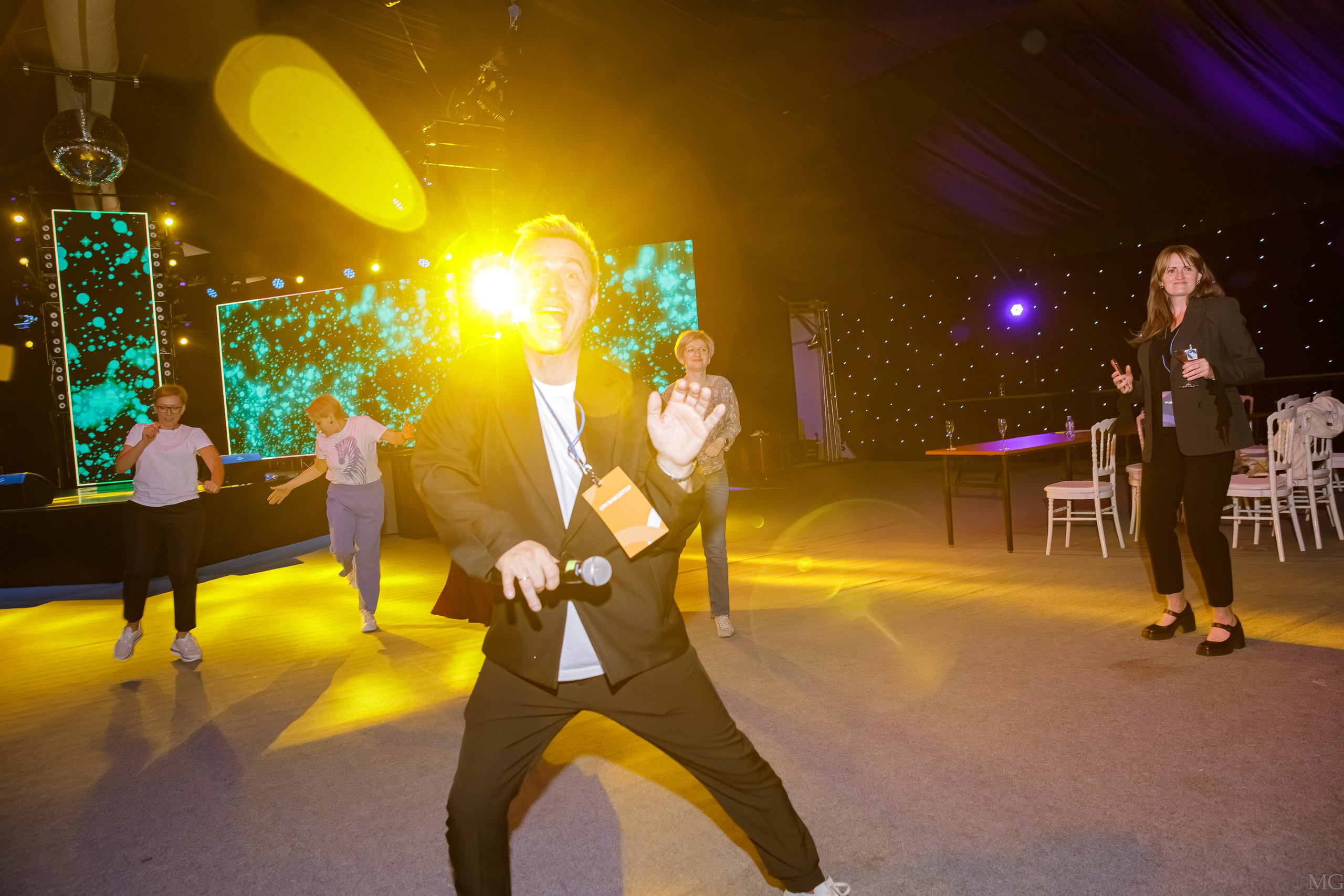 Конференция Гигиена и Профилактика. Маша Гонтарь Семейный домашний репортажный фотограф в Санкт-Петербурге