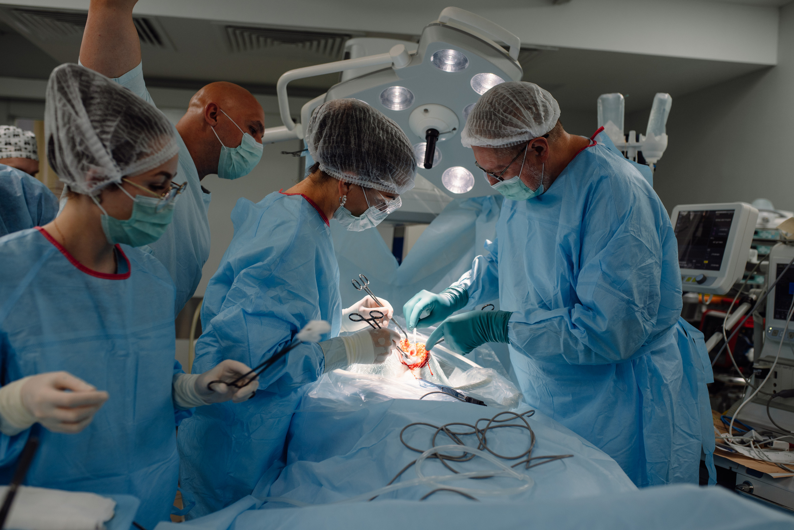 Репортаж из операционной ЧОКЦОиЯМ. Портретный фотограф в Ереване и Челябинске Шаханская Ольга