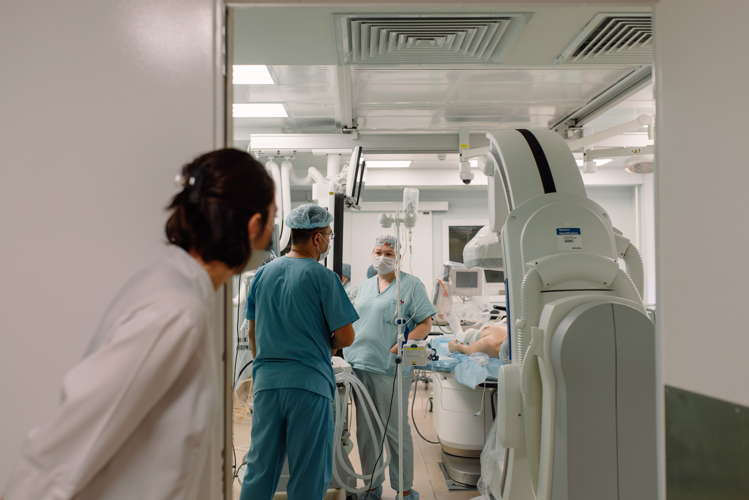 Репортаж из операционной ЧОКЦОиЯМ. Портретный фотограф в Ереване и Челябинске Шаханская Ольга