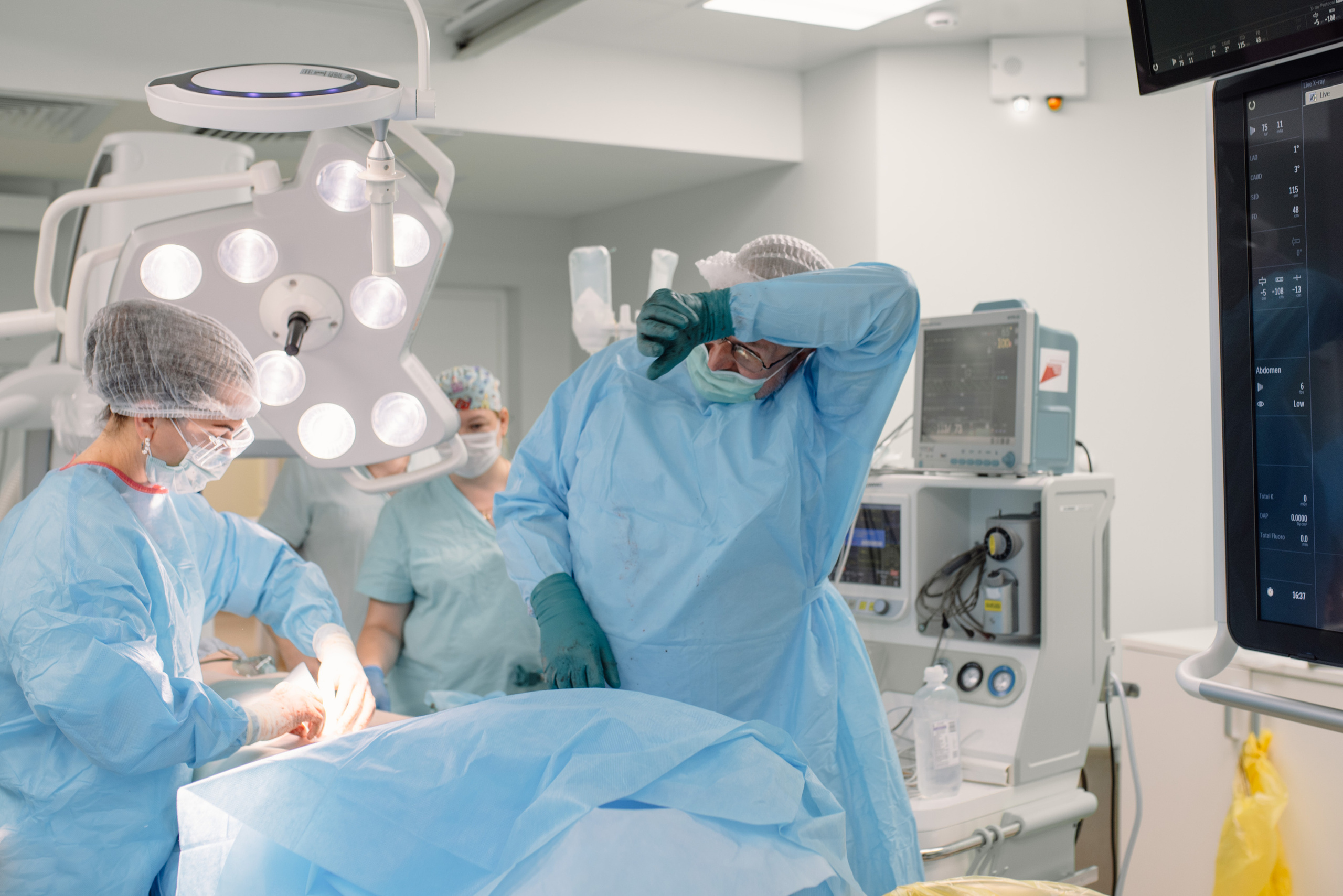 Репортаж из операционной ЧОКЦОиЯМ. Портретный фотограф в Ереване и Челябинске Шаханская Ольга