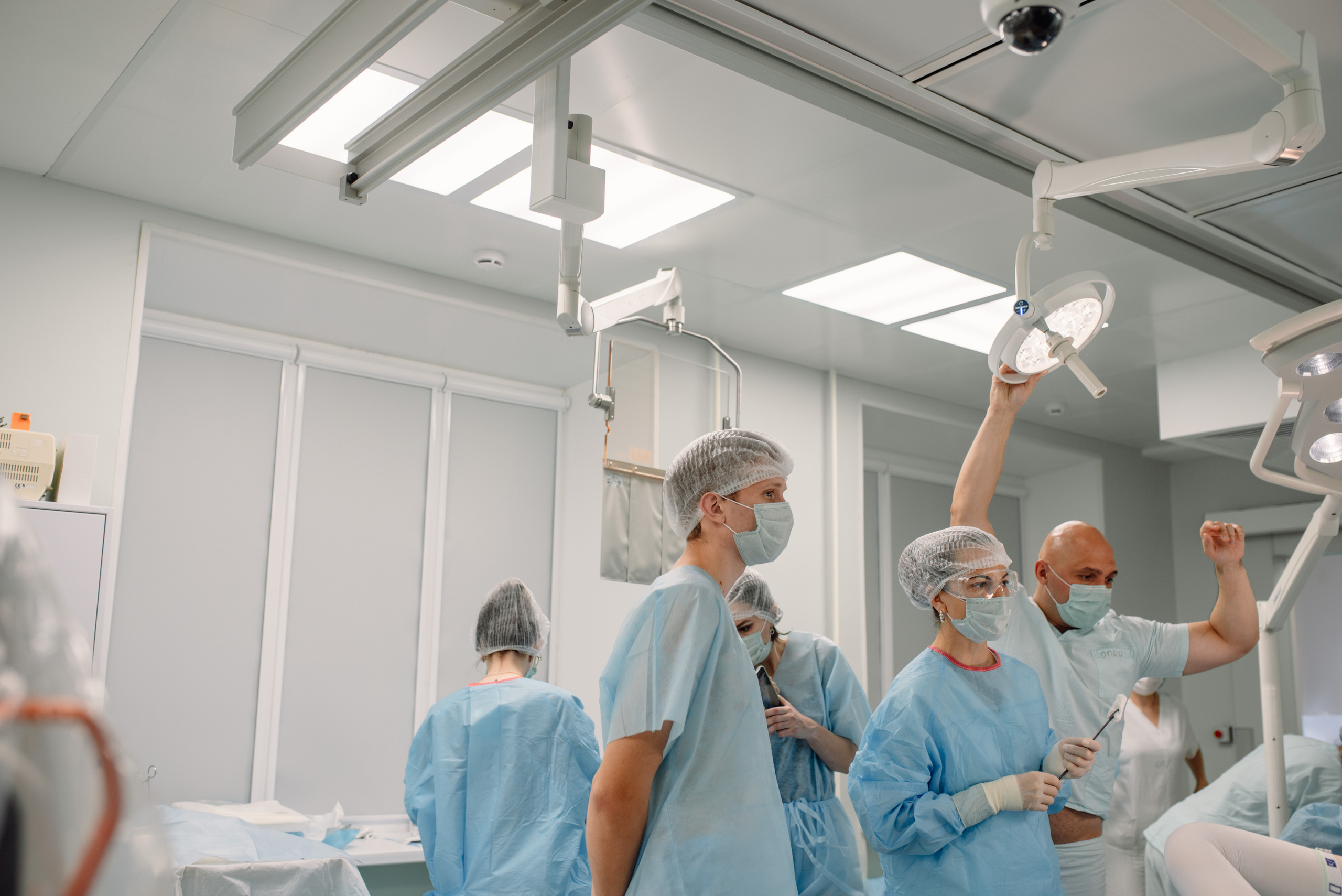 Репортаж из операционной ЧОКЦОиЯМ. Портретный фотограф в Ереване и Челябинске Шаханская Ольга