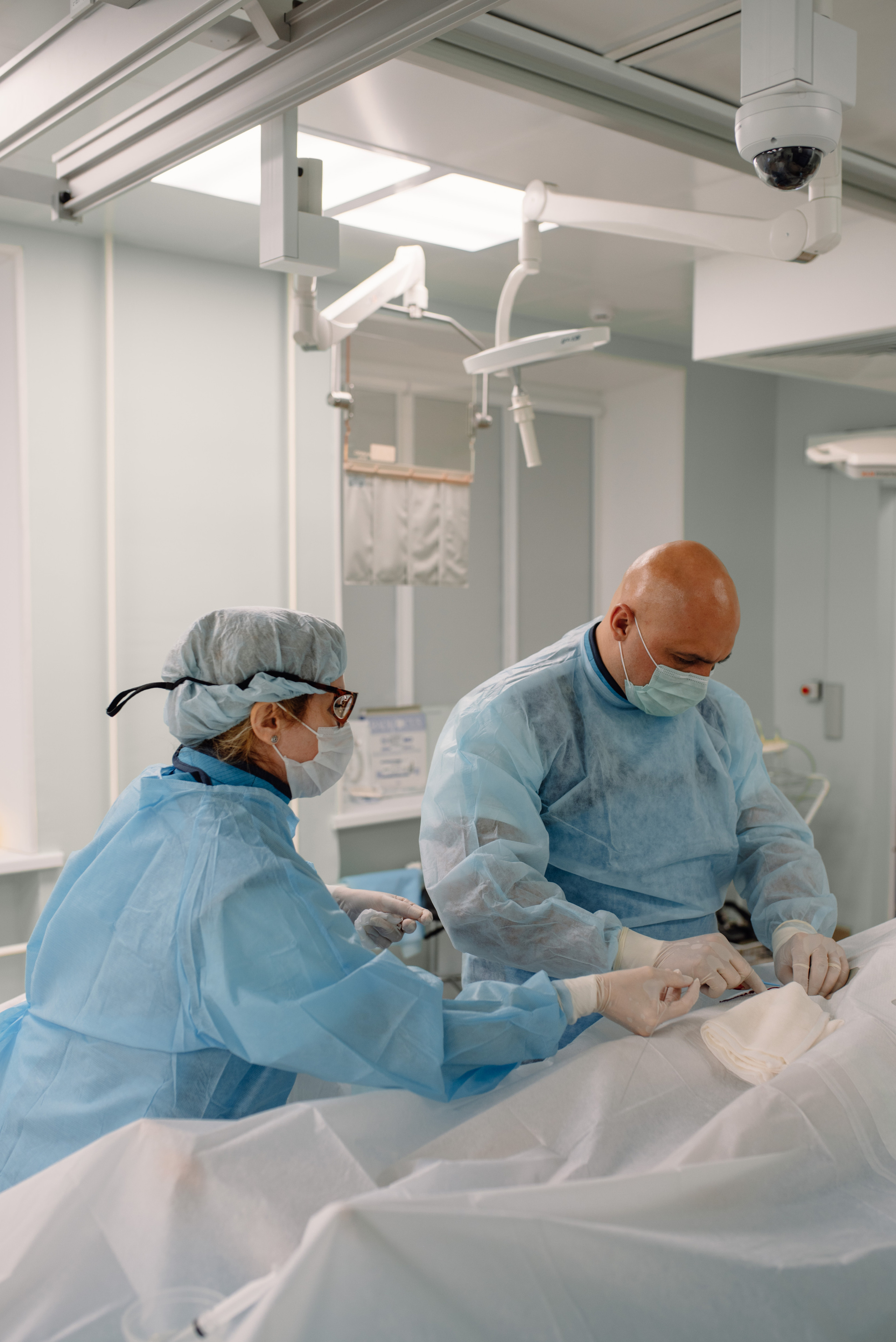 Репортаж из операционной ЧОКЦОиЯМ. Портретный фотограф в Ереване и Челябинске Шаханская Ольга