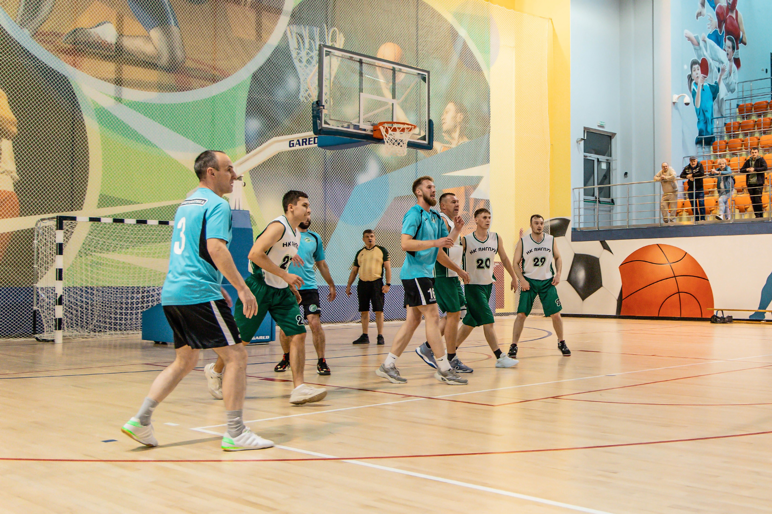 Соревнования по баскетболу в рамках городской спартакиады. Фотограф в Губкинском | Александра Артамонова