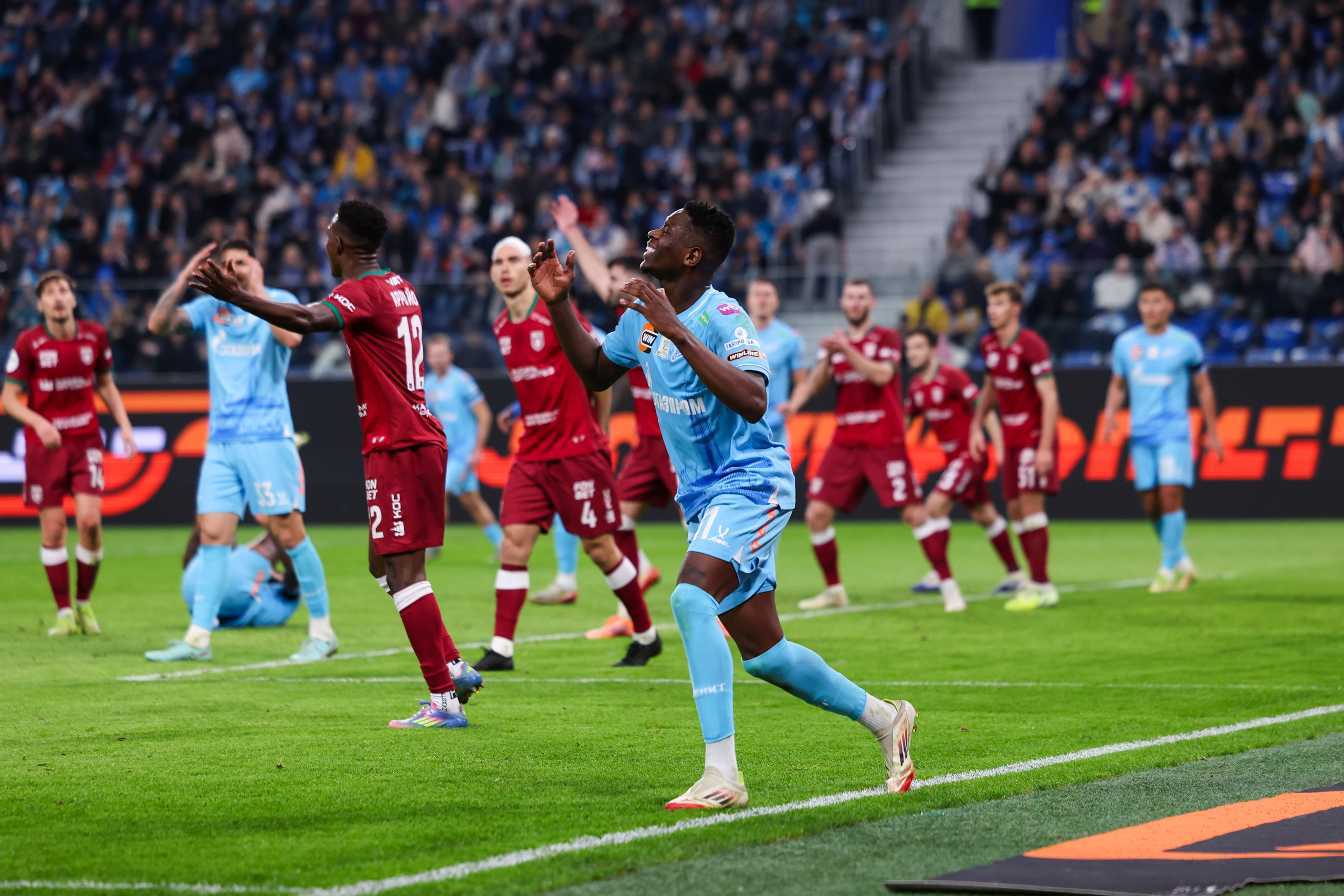 ФК «Зенит» — ФК «Рубин» 30.11.2025. Спортивный и репортажный фотограф Антон Тереханов