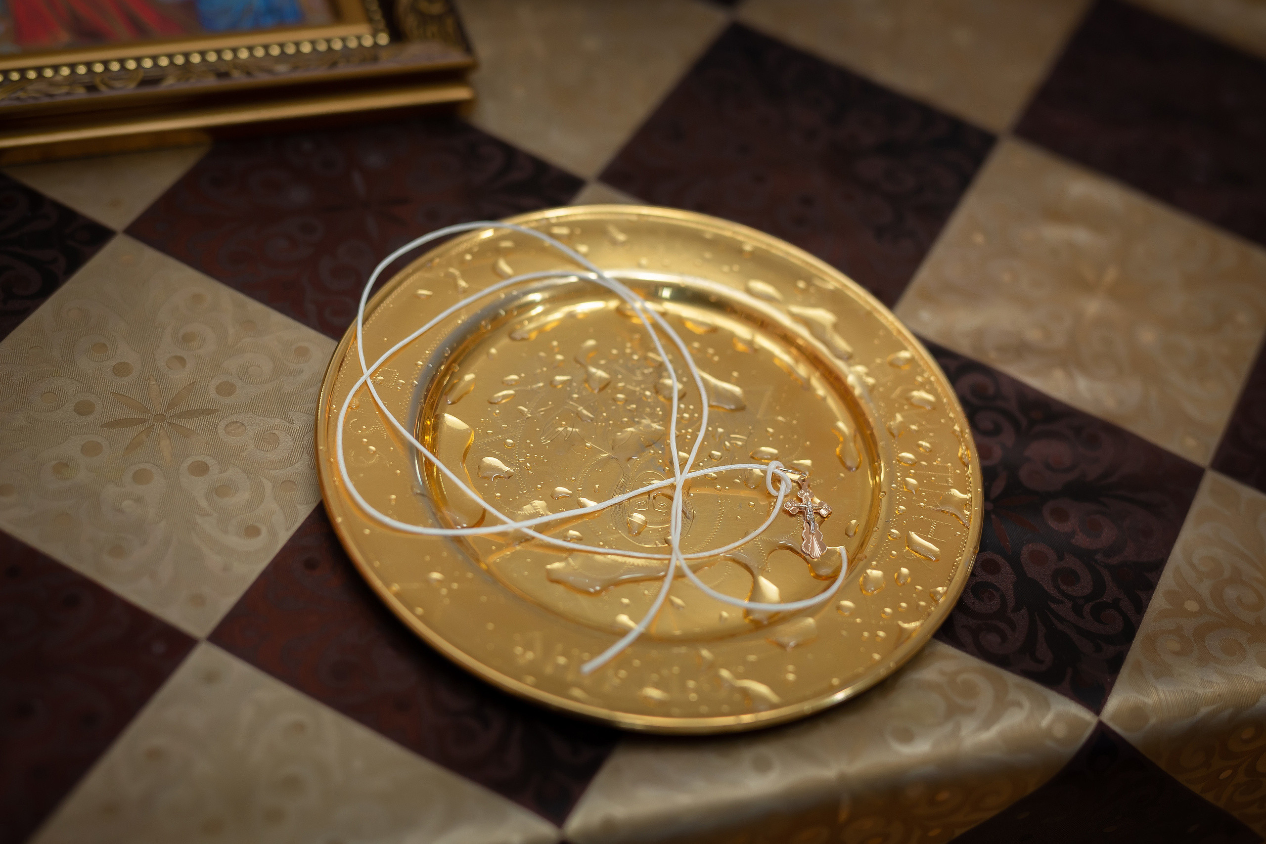 Таинство Крещения. Свадебный и семейный фотограф в г. Майкопе (выезд по республике и краю)