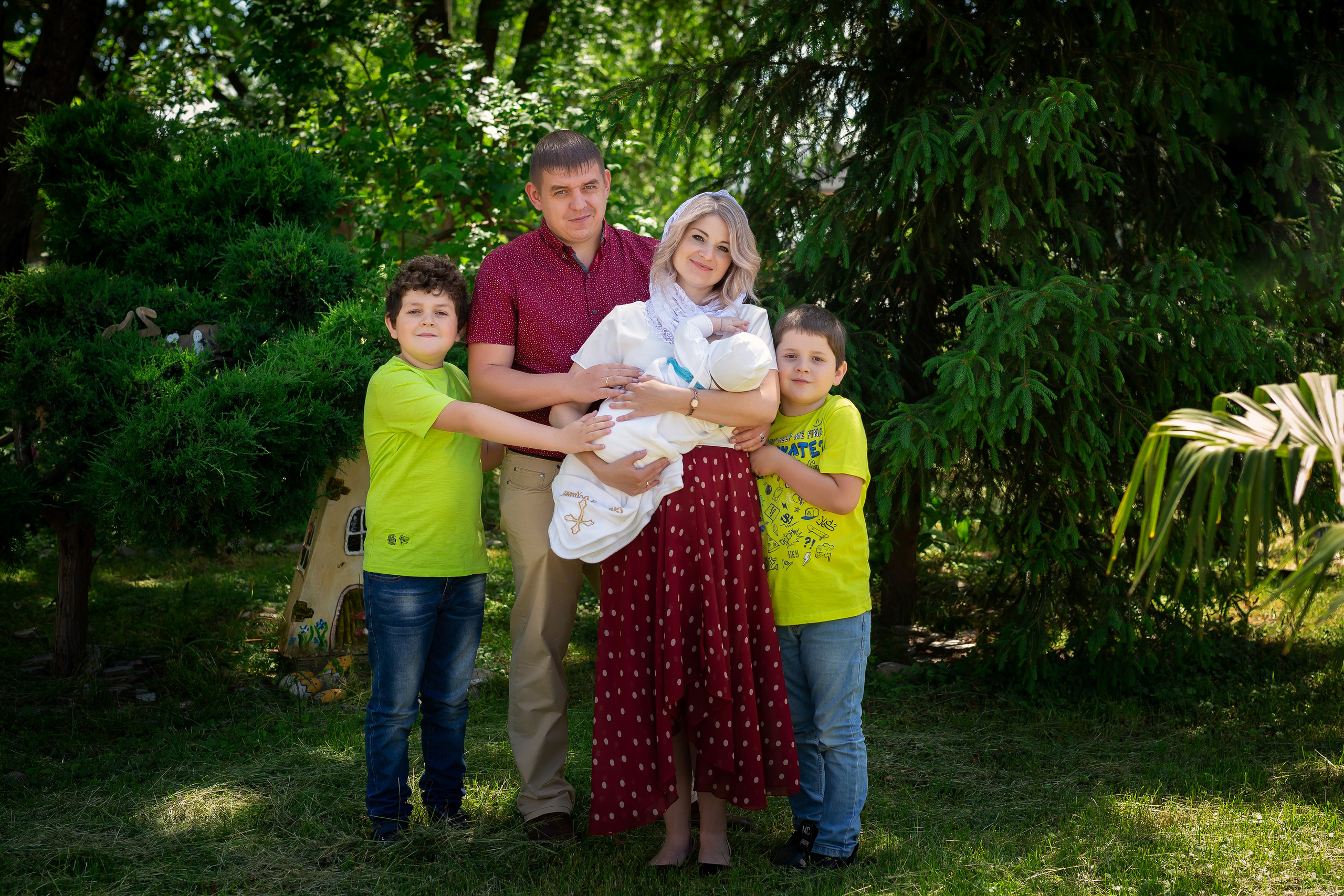Таинство Крещения. Свадебный и семейный фотограф в г. Майкопе (выезд по республике и краю)