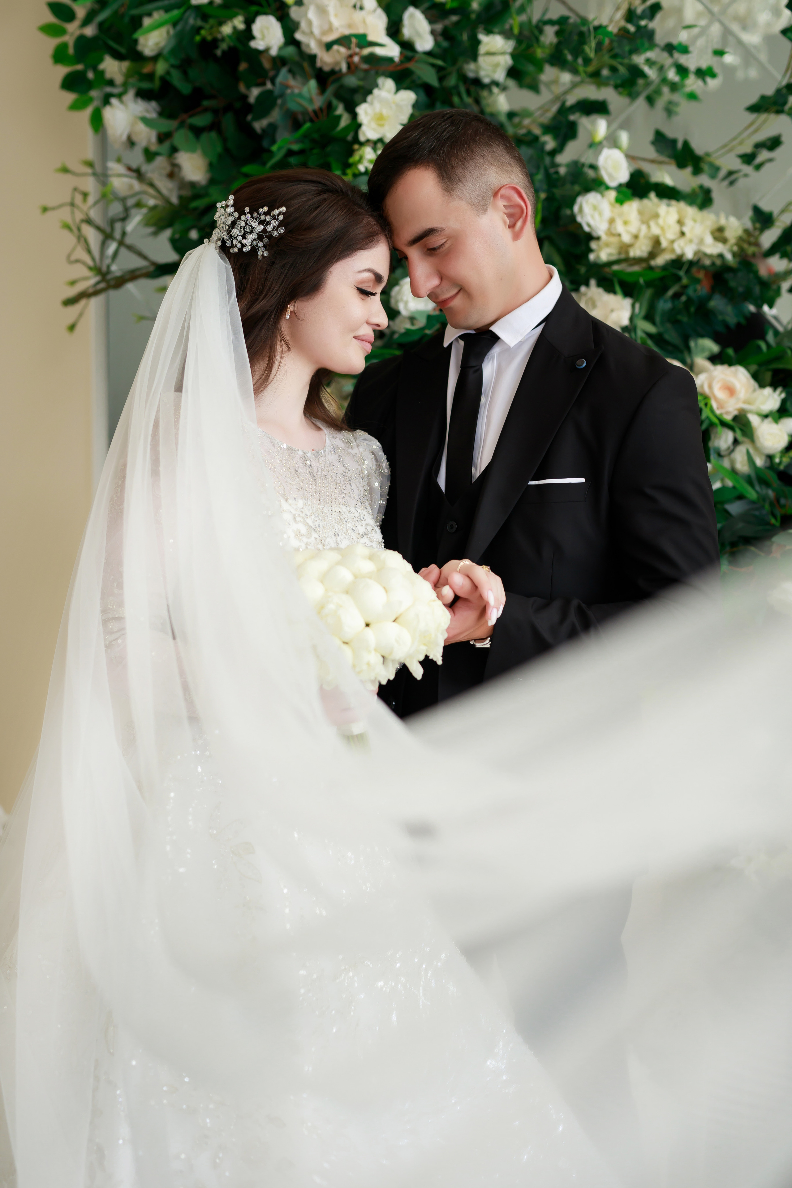 Свадебный и семейный фотограф в г. Майкопе (выезд по республике и краю)