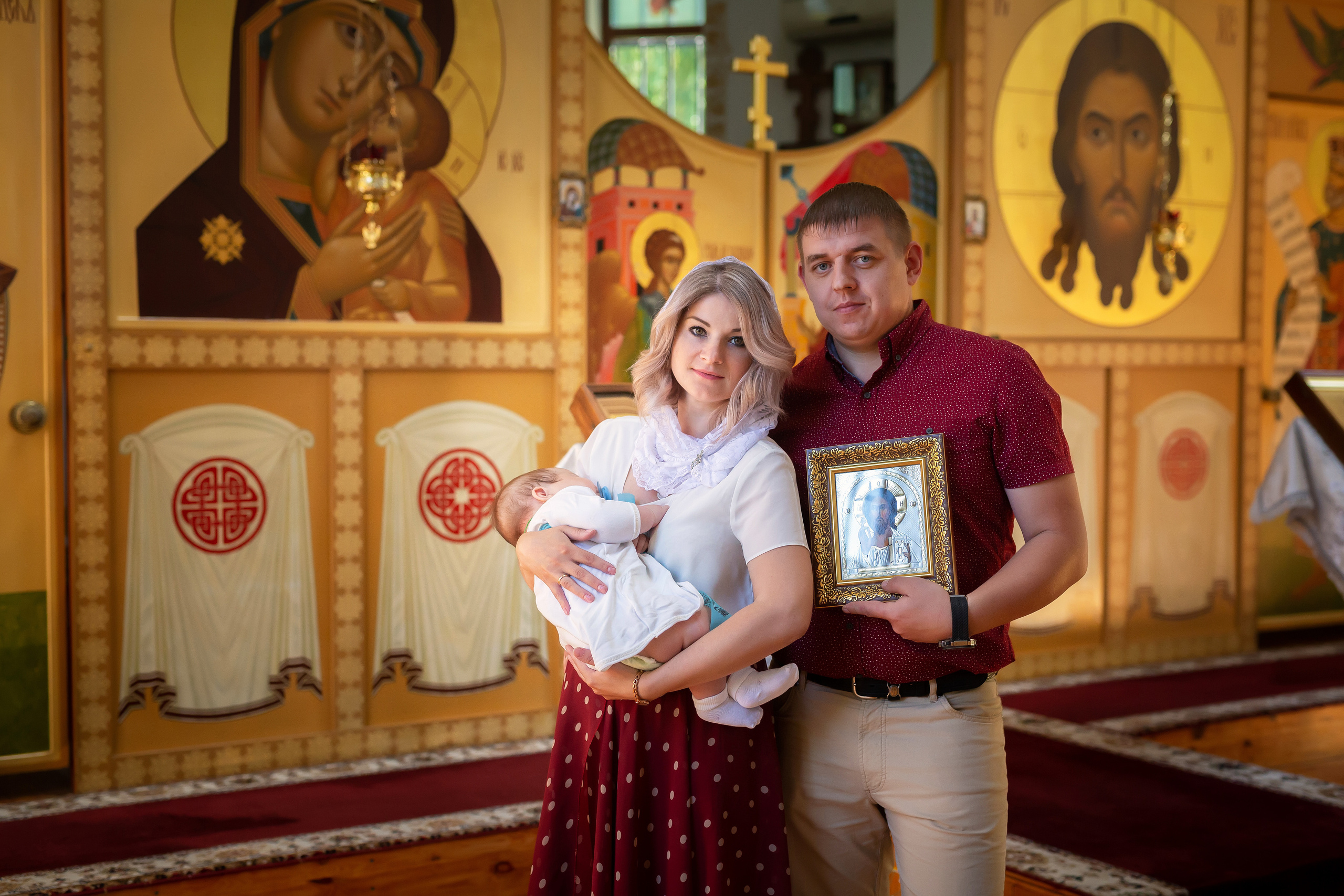 Таинство Крещения. Свадебный и семейный фотограф в г. Майкопе (выезд по республике и краю)