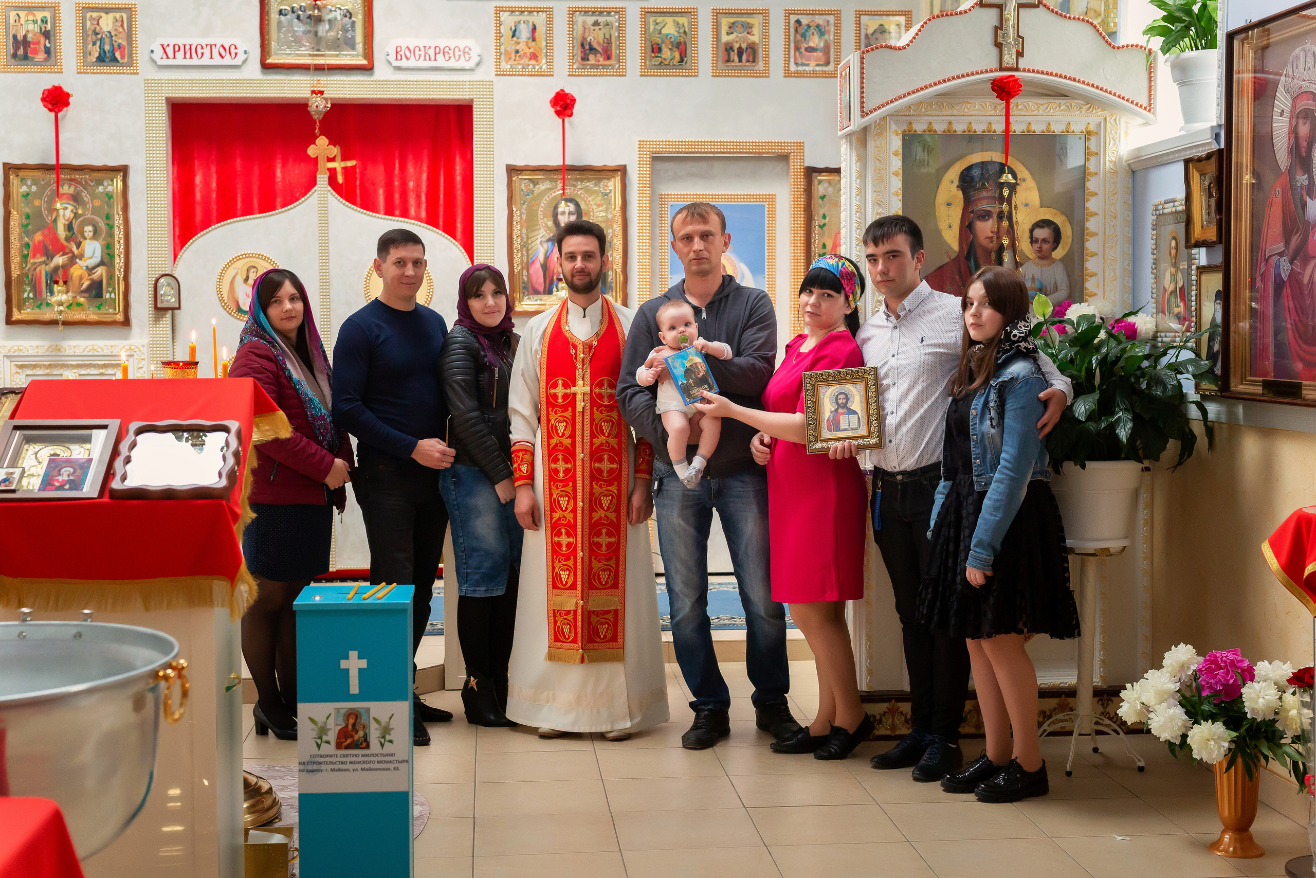 Таинство Крещения. Свадебный и семейный фотограф в г. Майкопе (выезд по республике и краю)