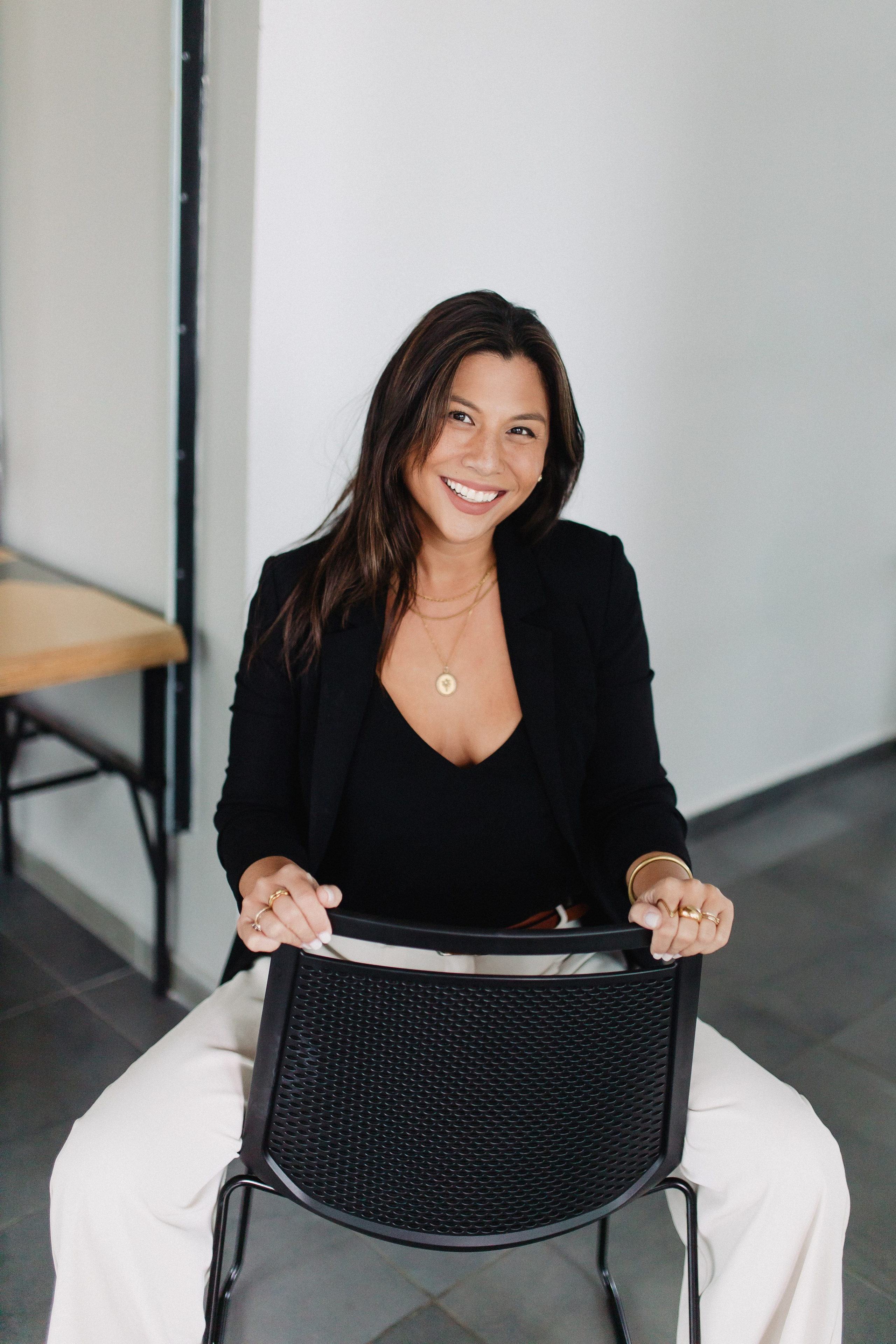 Anna. Лариса Богомолова. Фотограф. Видеограф. Болгария