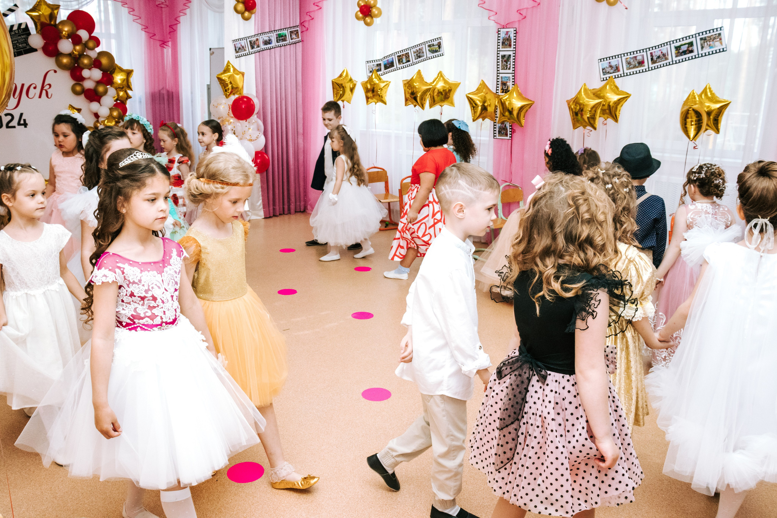 Фотограф на выпускной Детского сада Томск. Фотограф в Томске Дарья Пучкина