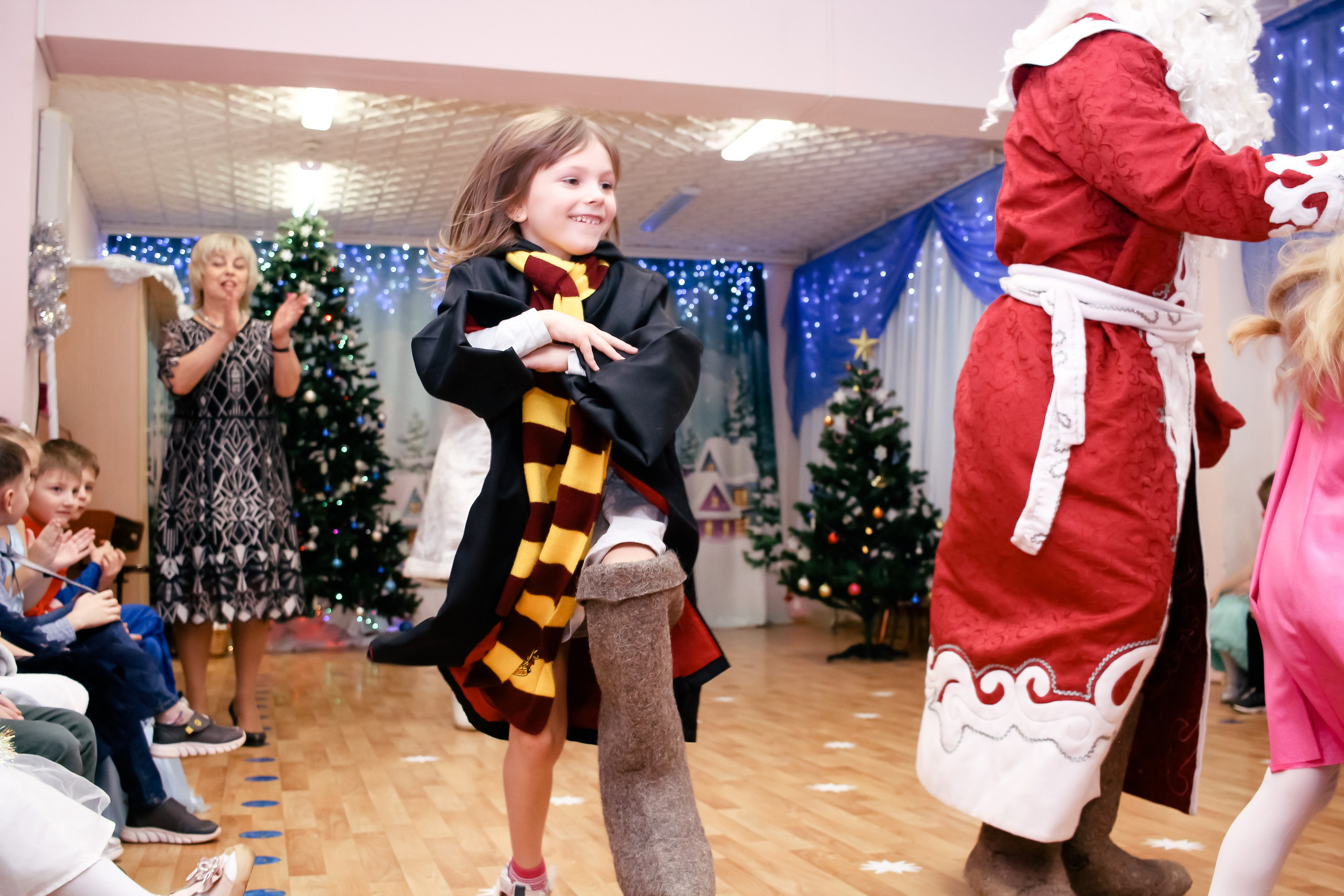 Новогодний утренник. Фотограф Великий Новгород Татьяна Чиглинцева