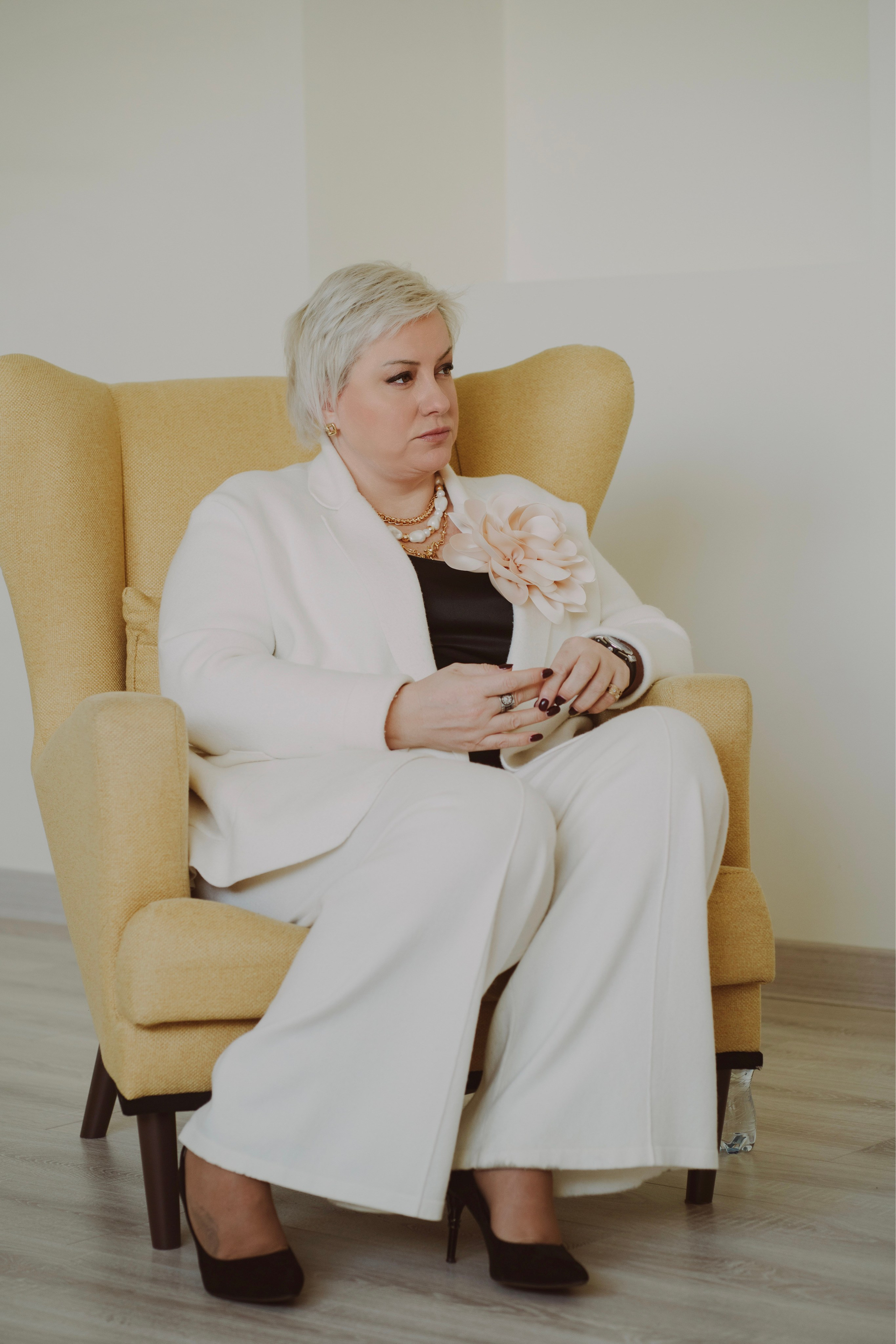 Запись подкаста с экспертом. Творческие фотосессии в Москве. Фотоальбом лидера группы ЯЛО