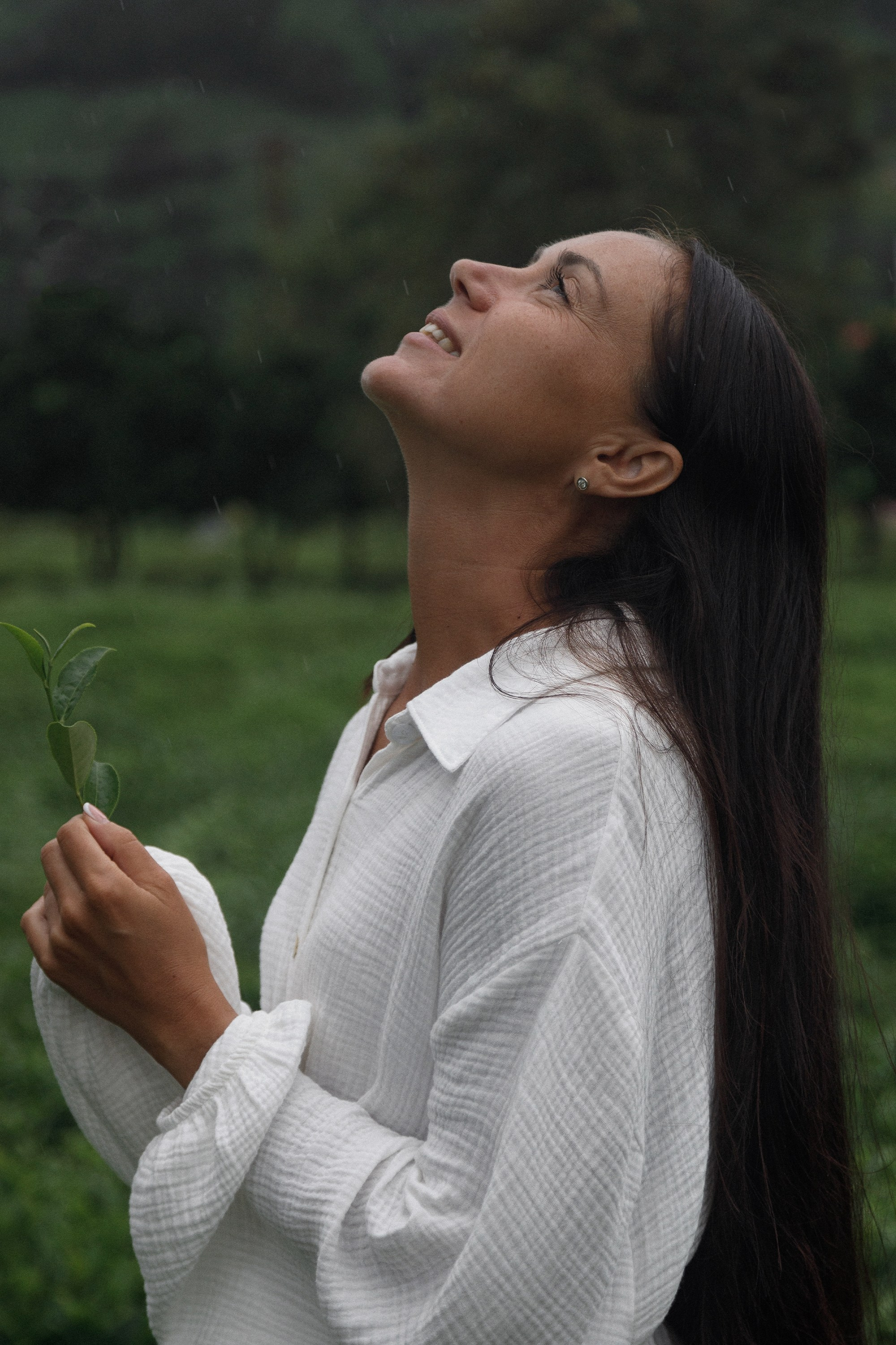Портретная фотосессия в чайных плантациях