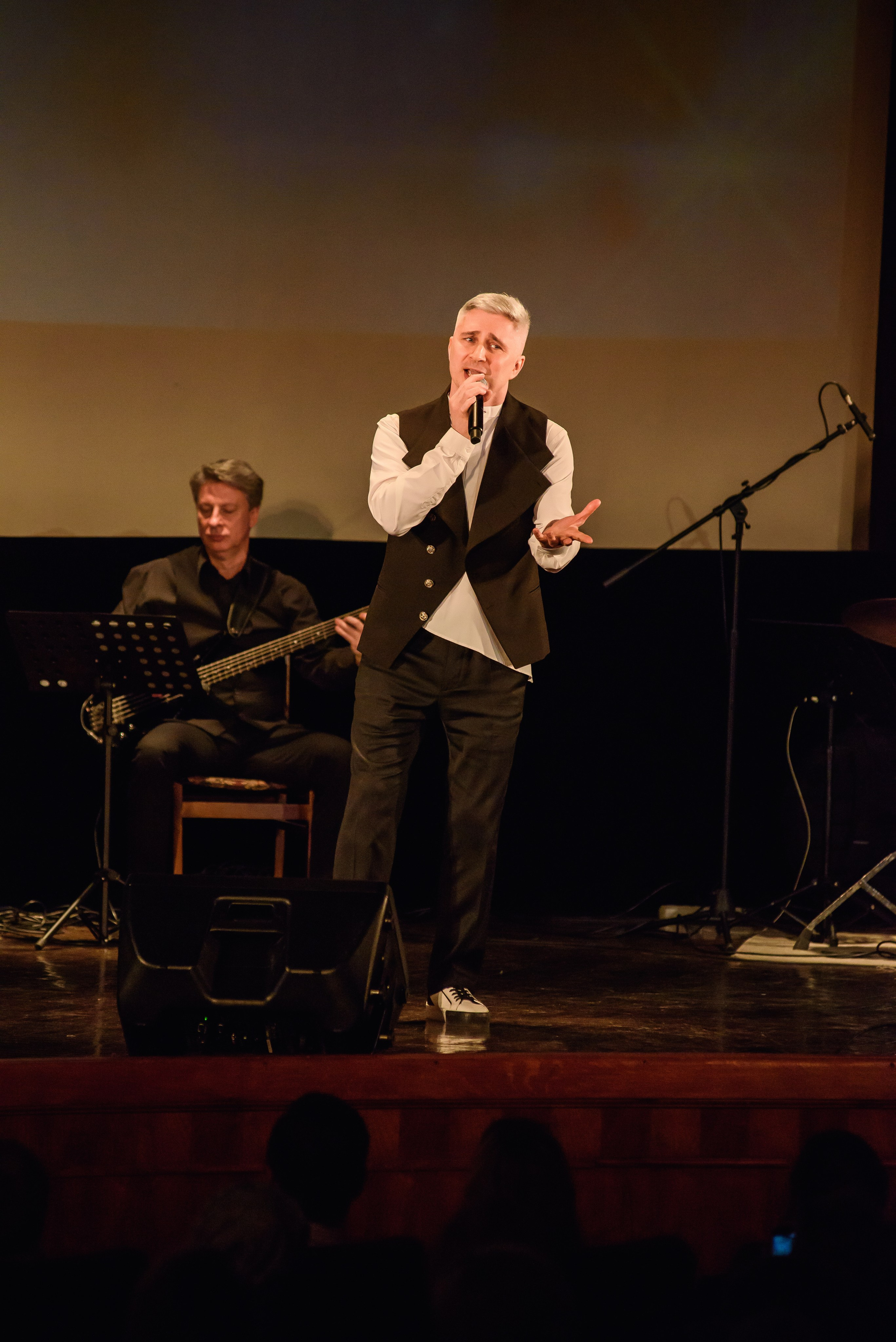 Памяти Анны Герман и Муслима Магомаева — «Имена на все времена», ЦДЛ. Бренд-фотограф для экспертов и блогеров в Москве Влада Горбовская