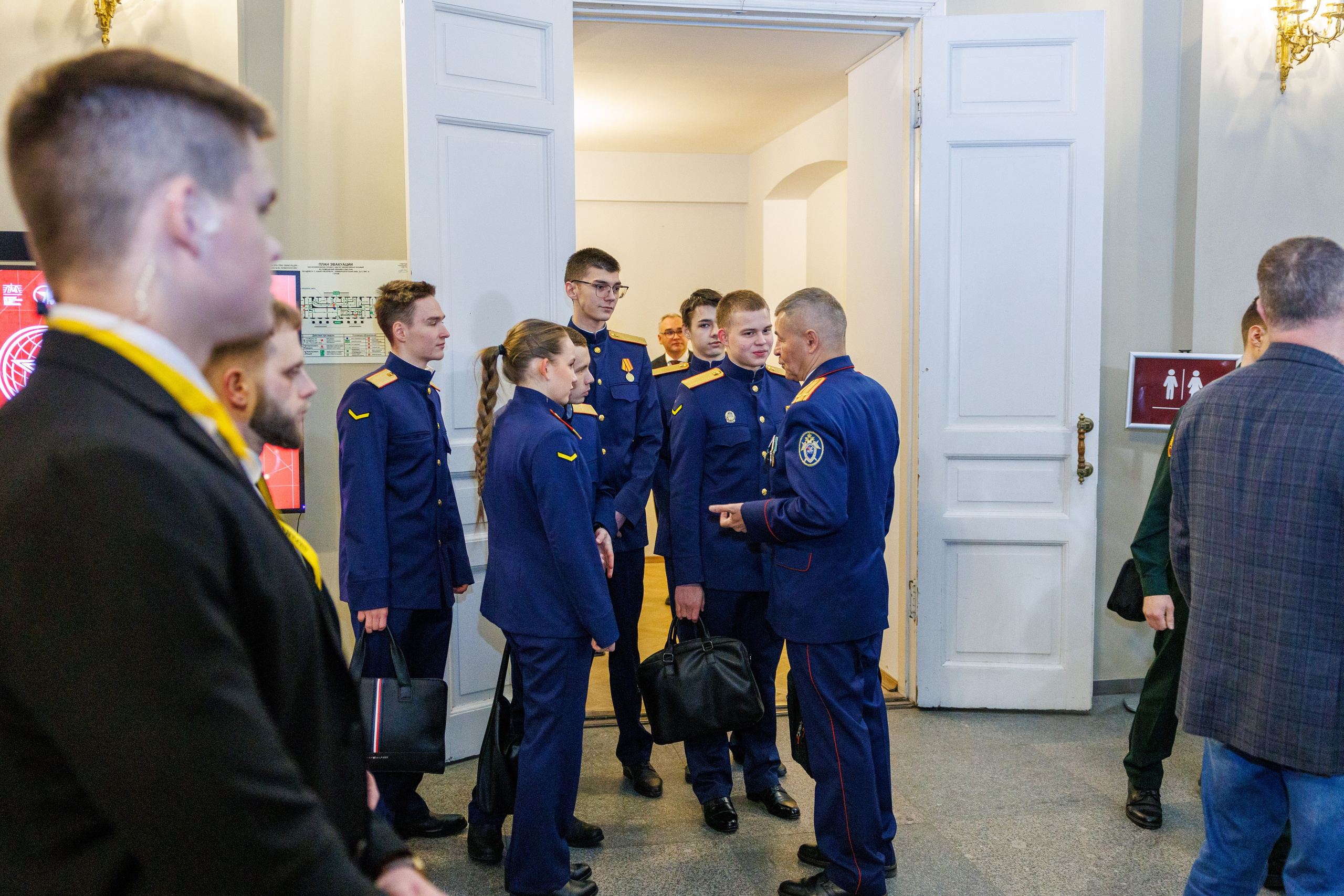 IV Санкт-Петербургский международный исторический форум. Репортажный фотограф Санкт-Петербург | Роман Карбышев