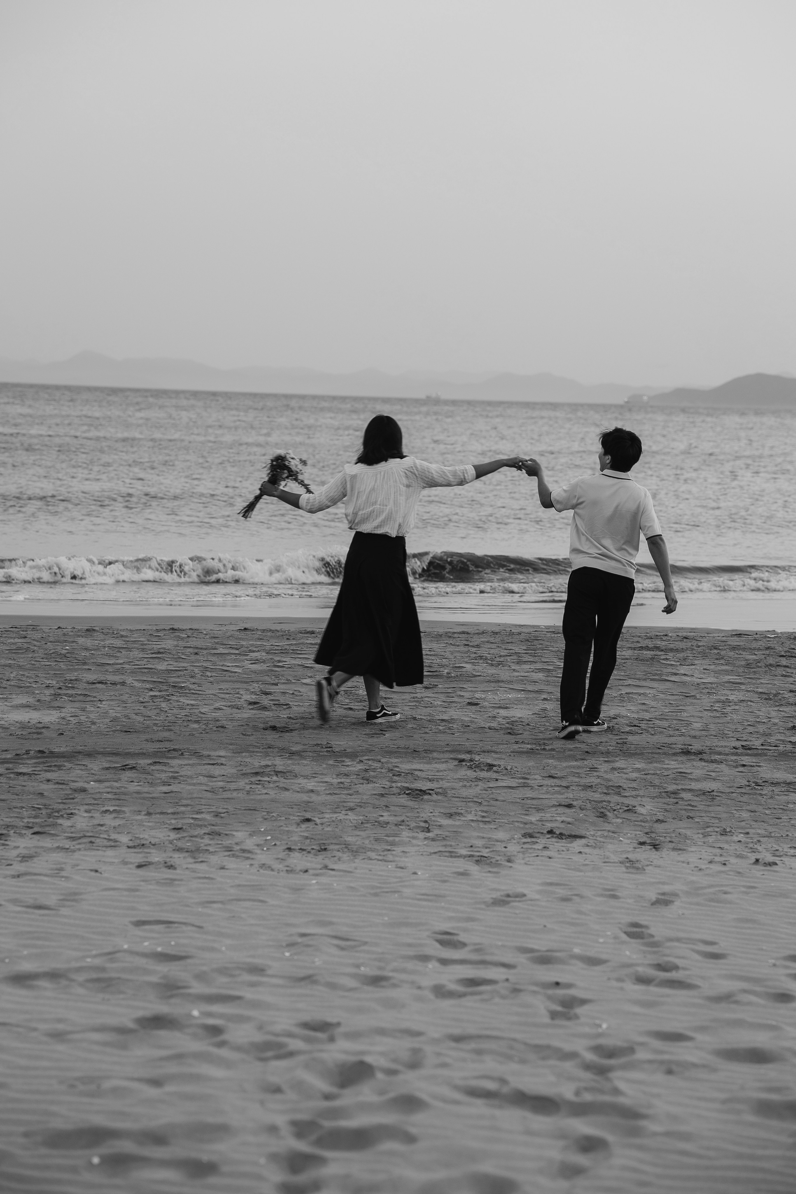 This is an evening walk of lovers. Your photographer in Busan (South Korea) Aleksandra Anufriy