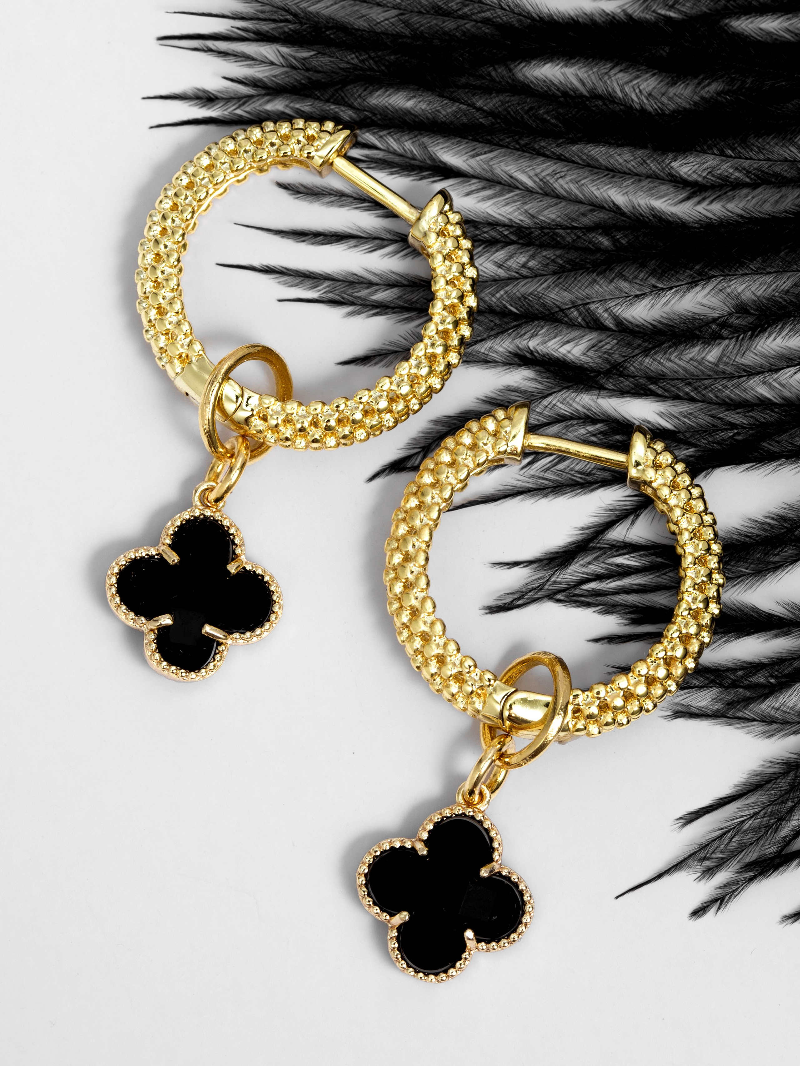 Украшения. Предметный и женский фотограф в Новосибирске