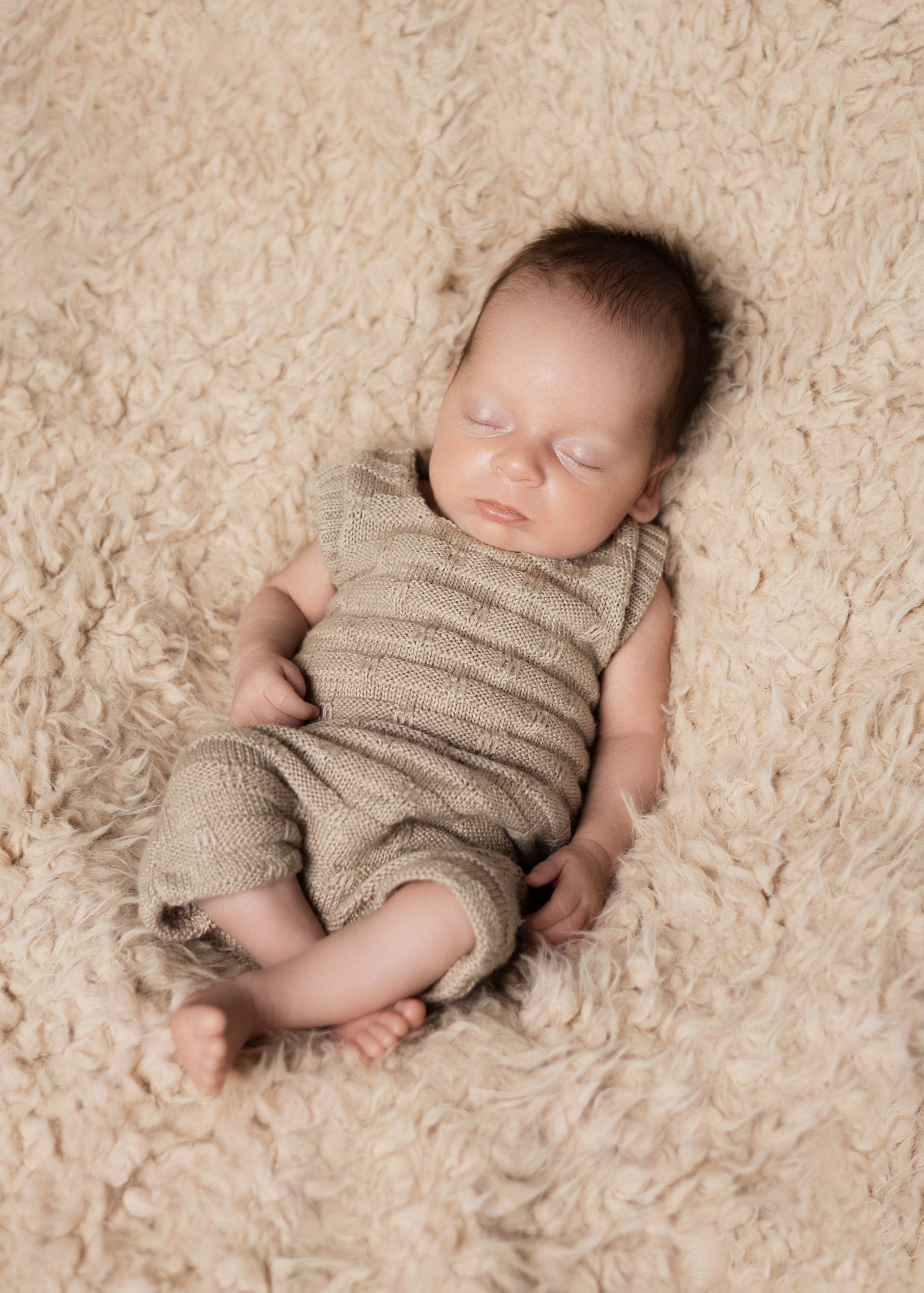 НОВОРОЖДЕННЫЕ МАЛЫШИ. Фотосессия новорожденных в Москве и Московской области