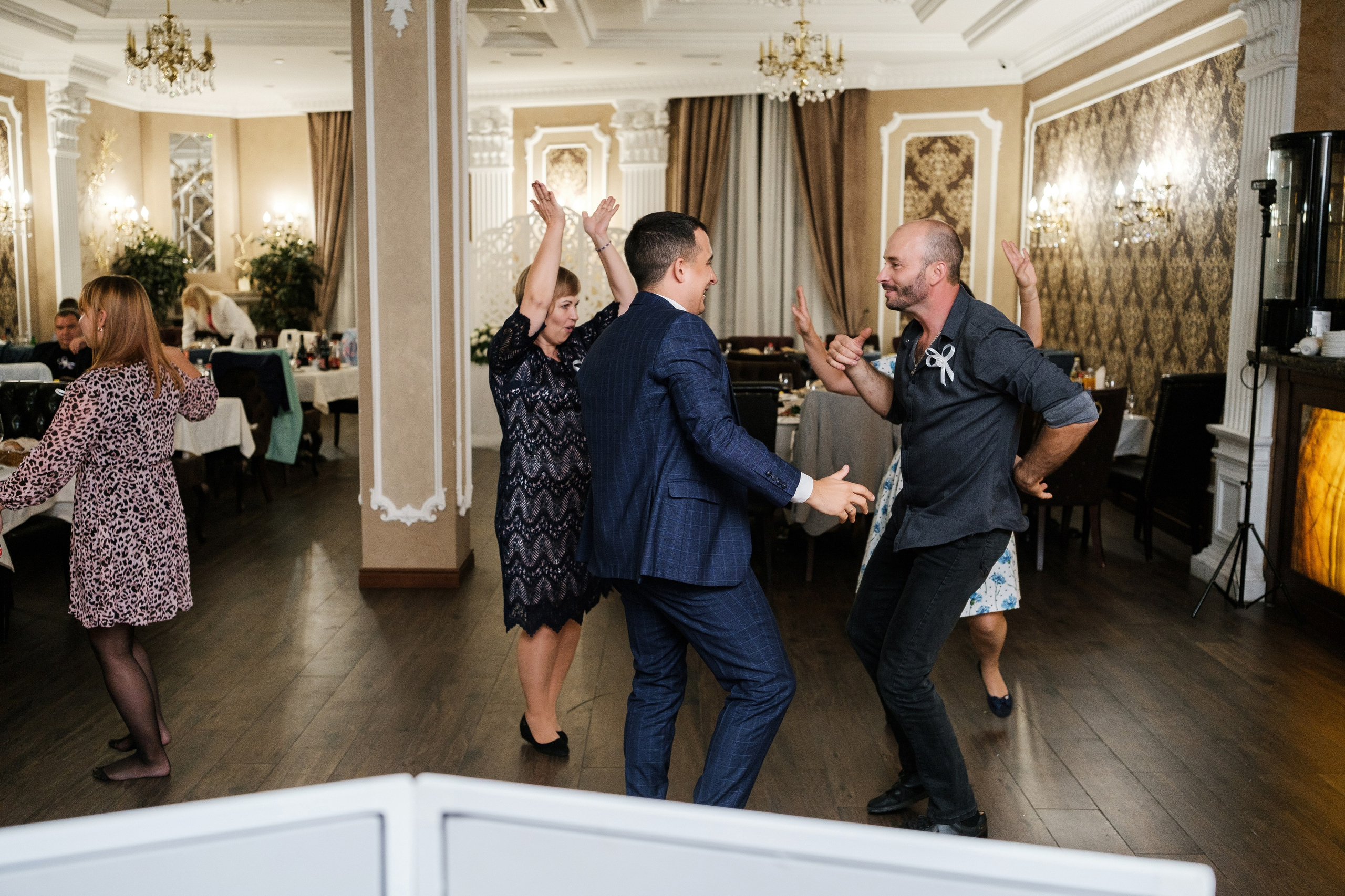 Дмитрий и Александра. Свадебный фотограф | репортаж | праздники | крещение