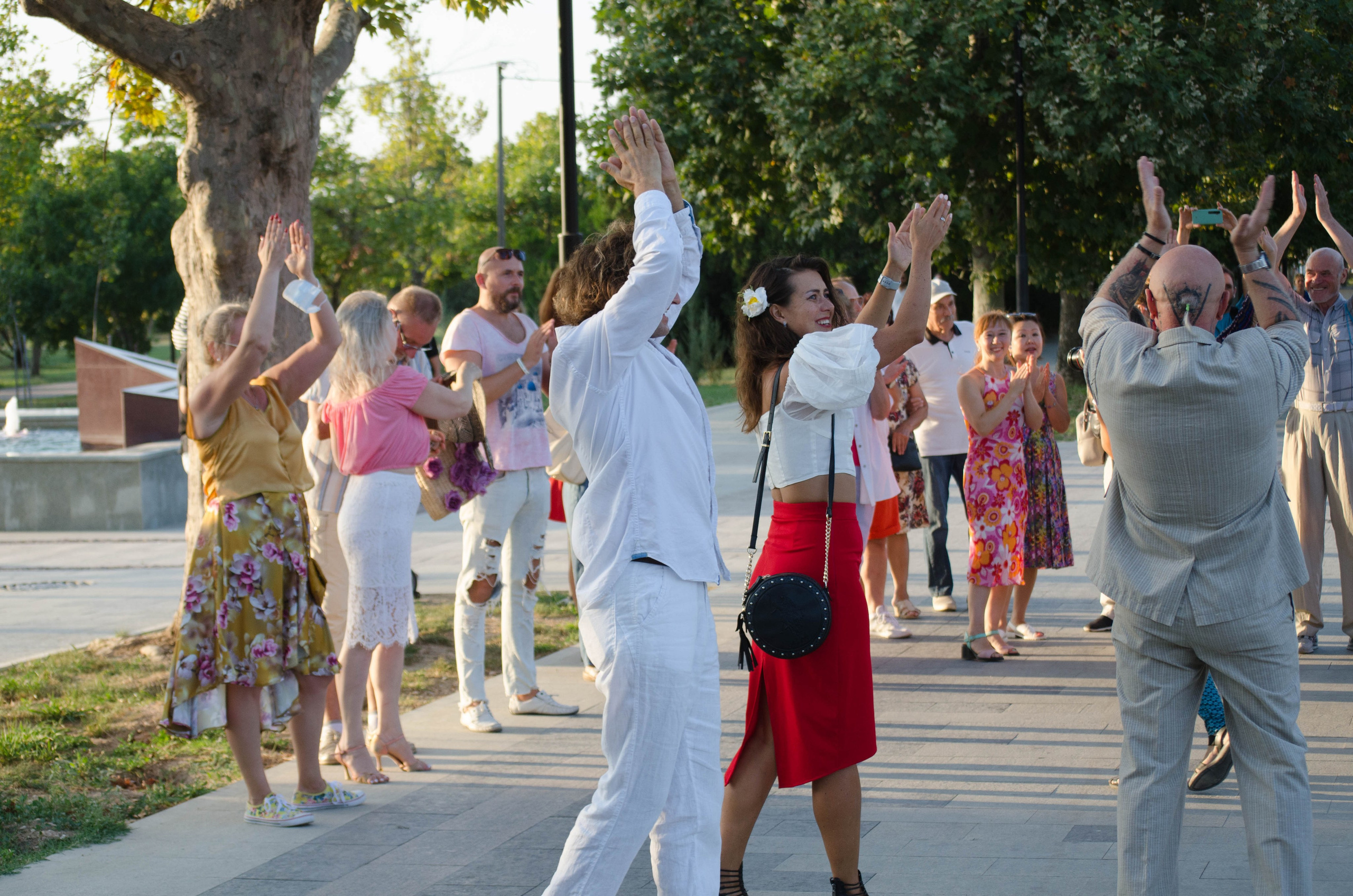 Фотограф на ваше мероприятие в Крыму | Съемка милонг и фестивалей | Илья Желдак. Профессиональная фотосъемка в Крыму. Натуральные эмоции и живые кадры. Забронируйте дату прямо сейчас!