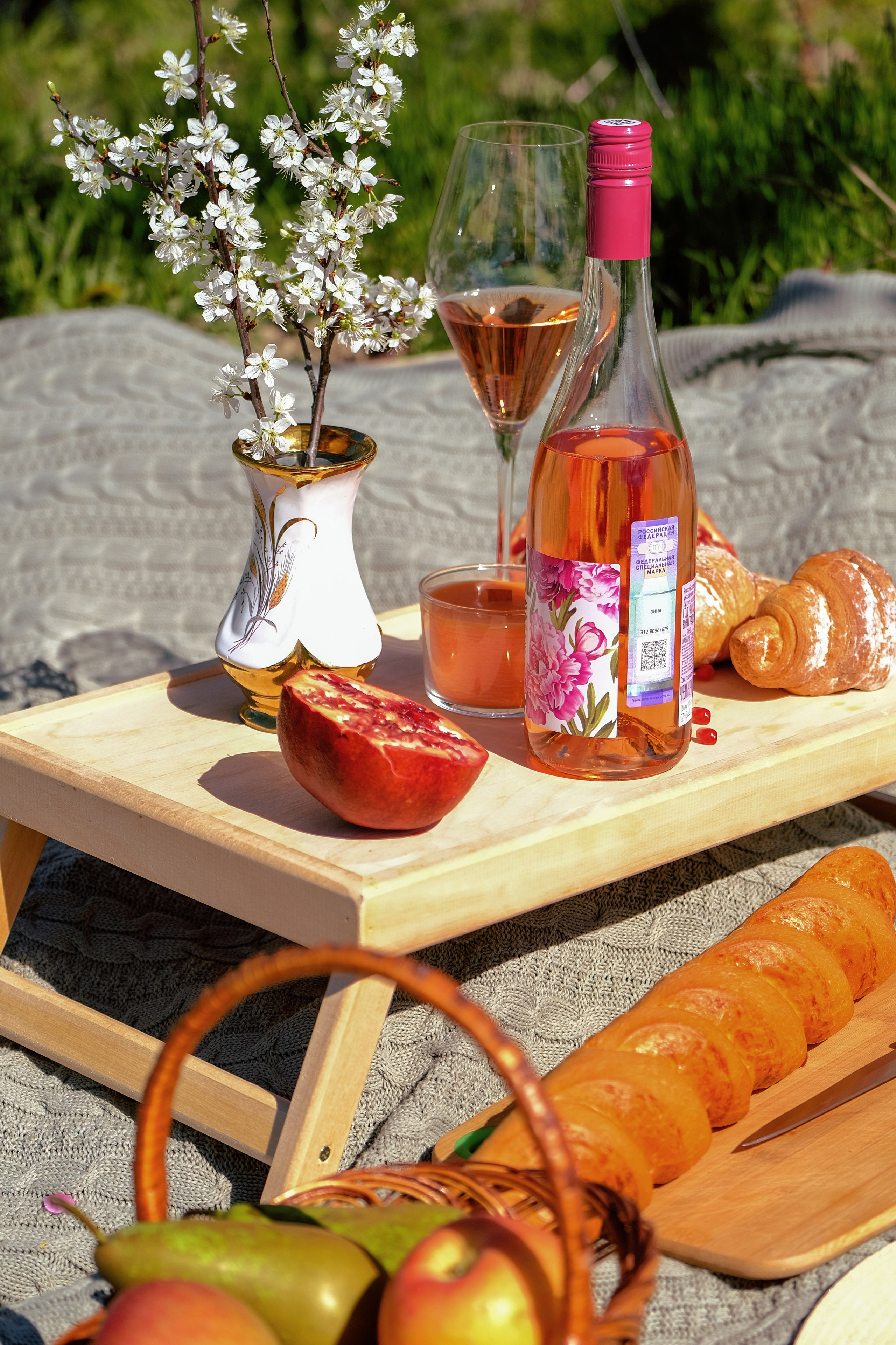 Фотосессия в садах: Персик, лаванда, мак, виноград, подсолнух, ромашка, сирень и др. Профессиональная фотосъемка в Крыму. Натуральные эмоции и живые кадры. Забронируйте дату прямо сейчас!