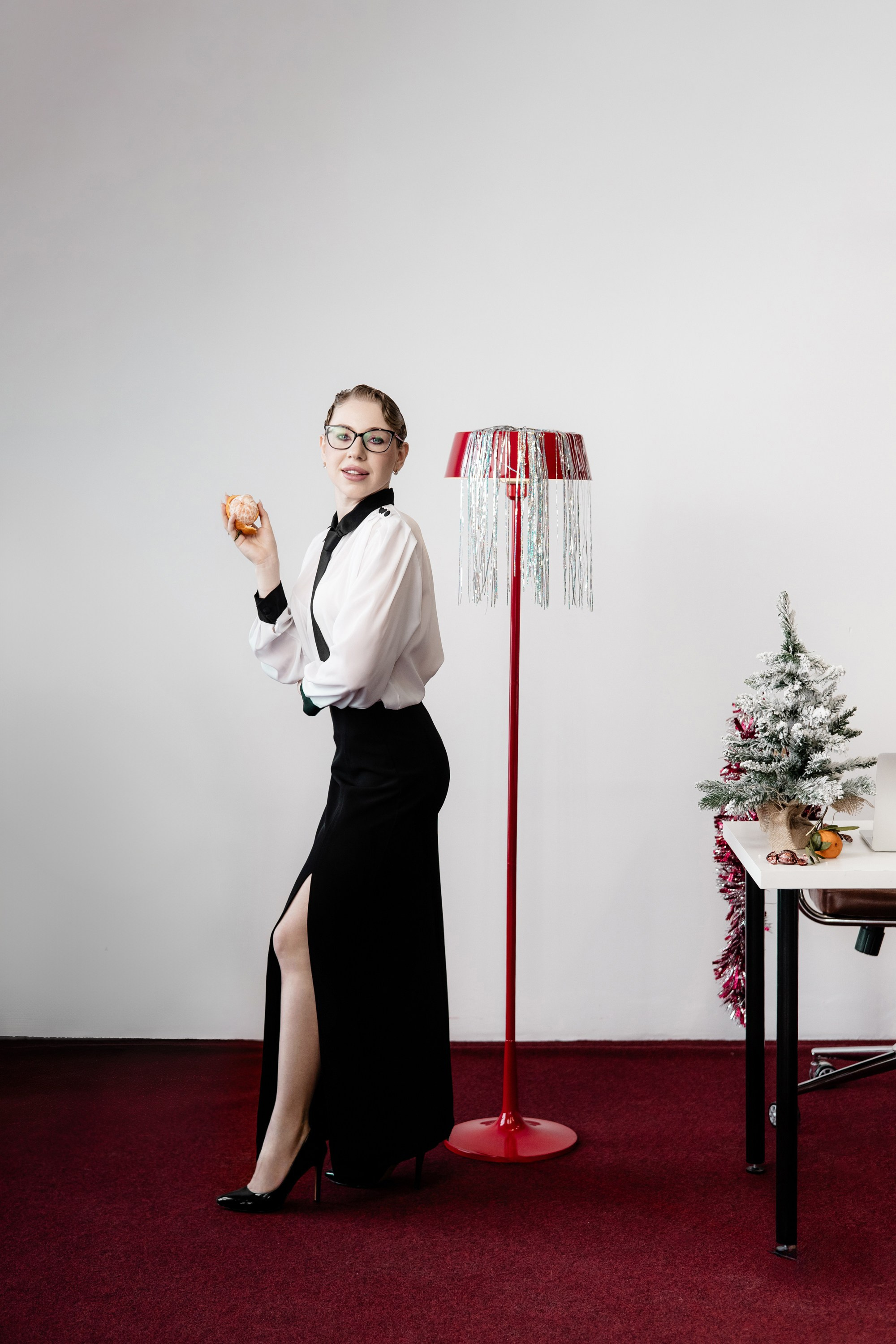 Дарья — new year office core