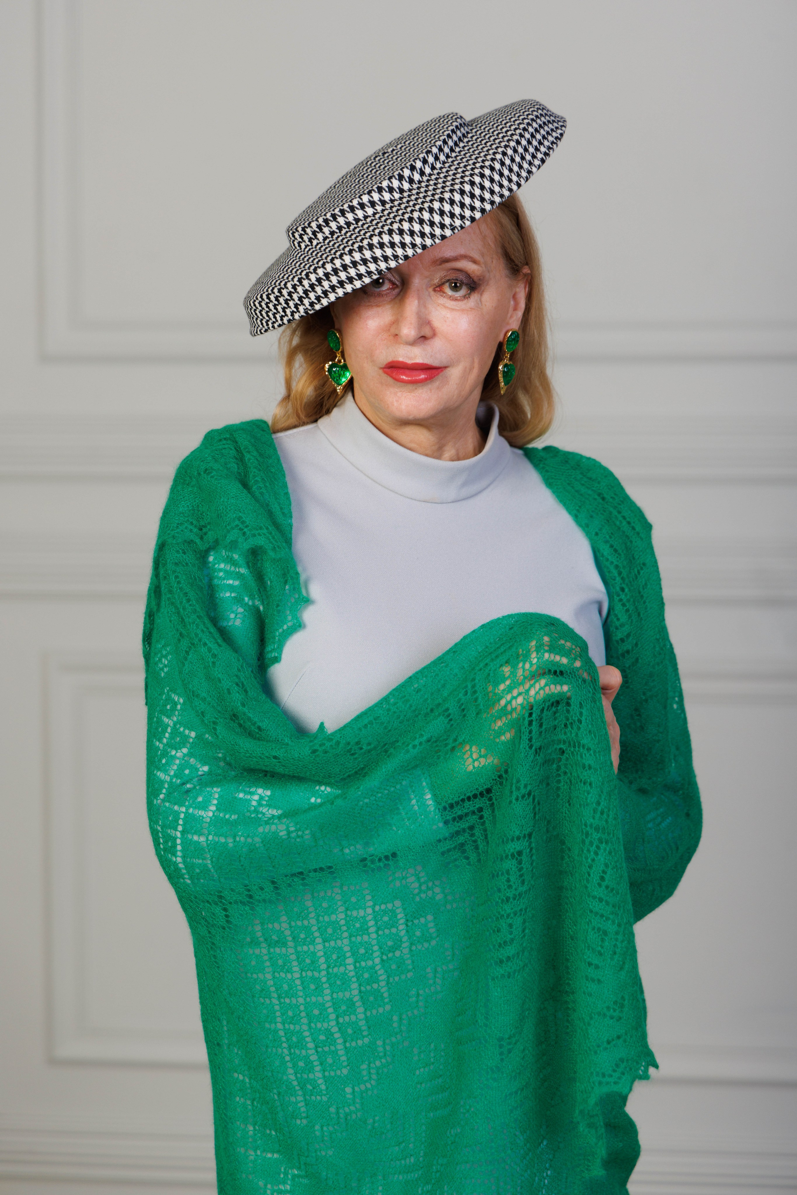 Фотосессия для аукциона, 2025. Коллекционер и искусствовед Олеся Ястребова