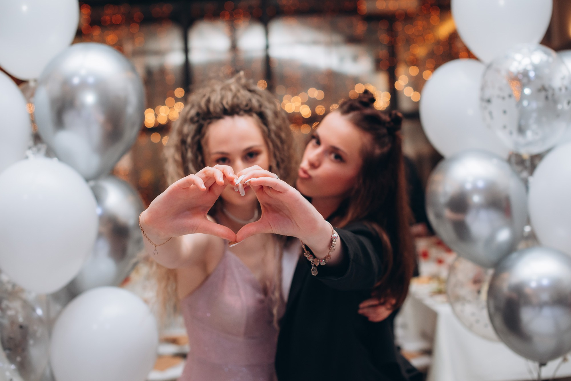 Выпускной 9-11классы. Выпускные книги Анапа Новороссийск Краснодар