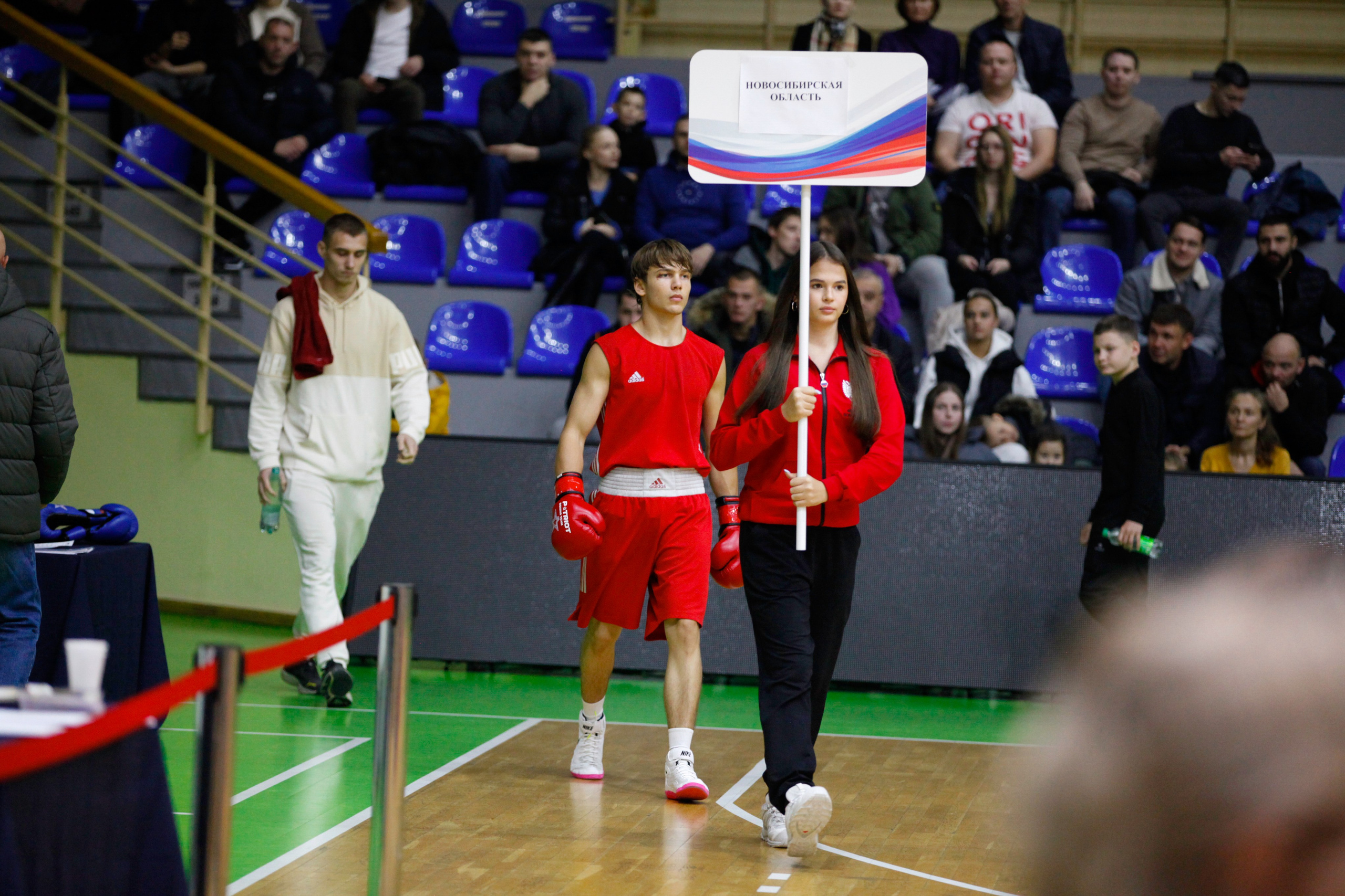 БОКС. Фото. Спортивный фотограф, трансляция, звук и свет в Новосибирске