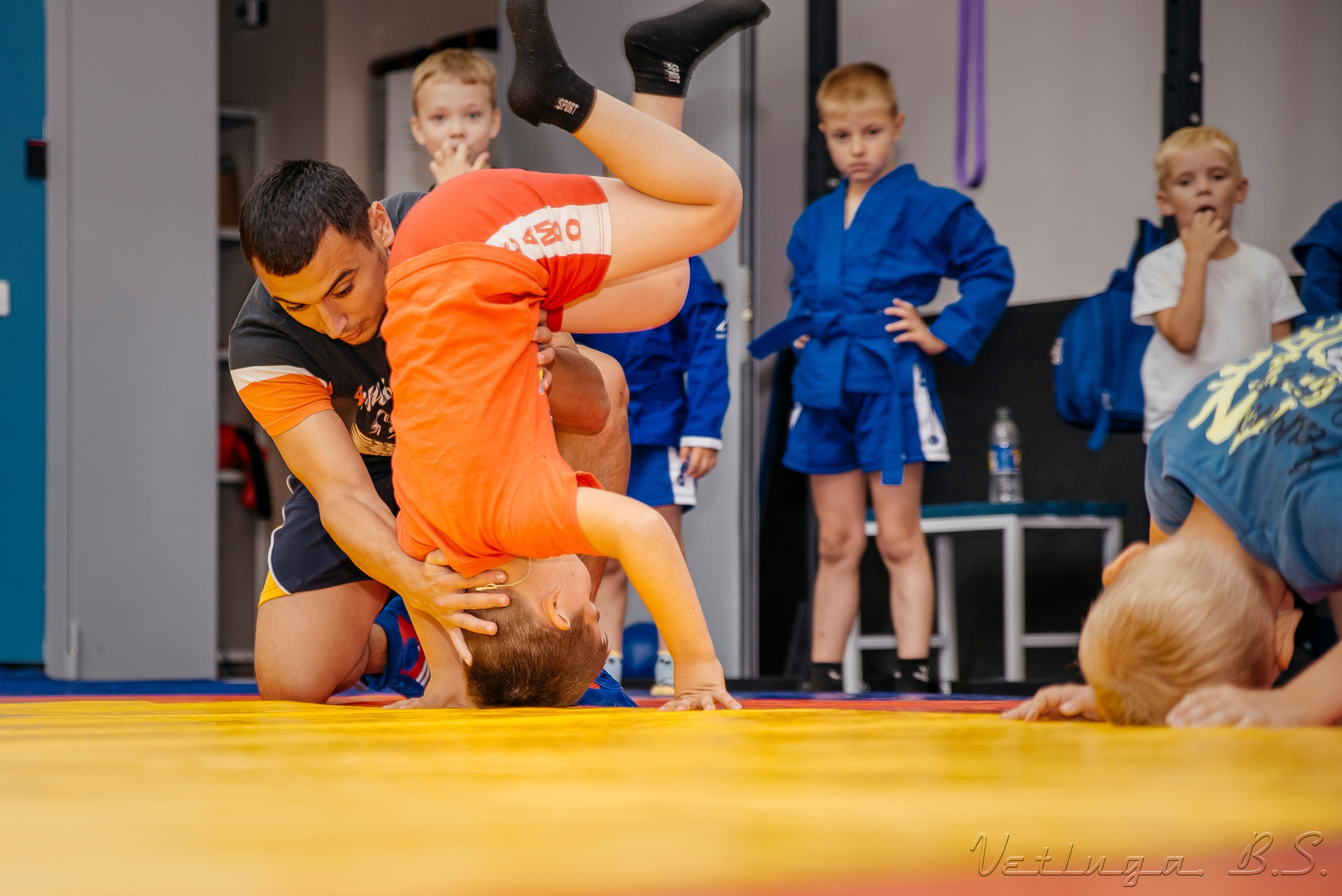 Самбо (тренировка). Фотограф в Ветлуге Сергей Белов (VETLUGA B.S.)