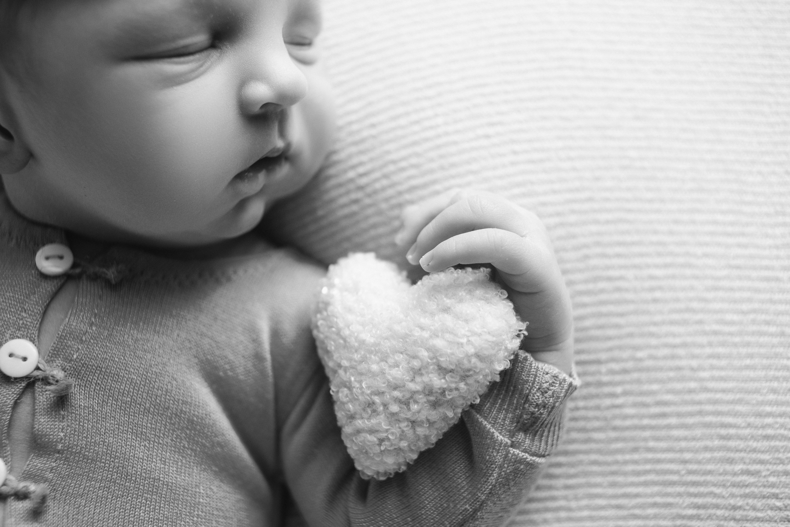 Макро. Фотограф Новорожденных во Владивостоке Ольга Галаницкая