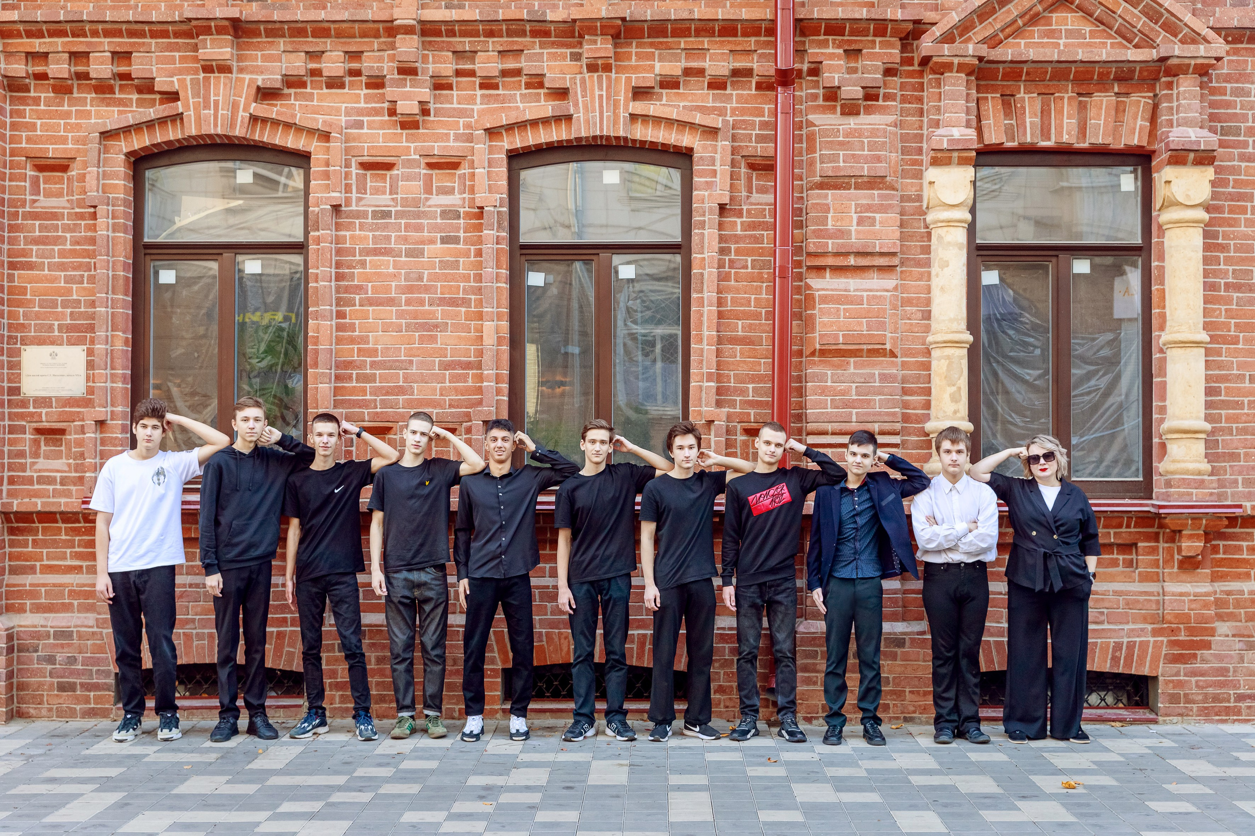 ПРОГУЛКИ ПО КРАСНОЙ. Марина Ушакова. Фотограф. Выпускные альбомы. г. Краснодар