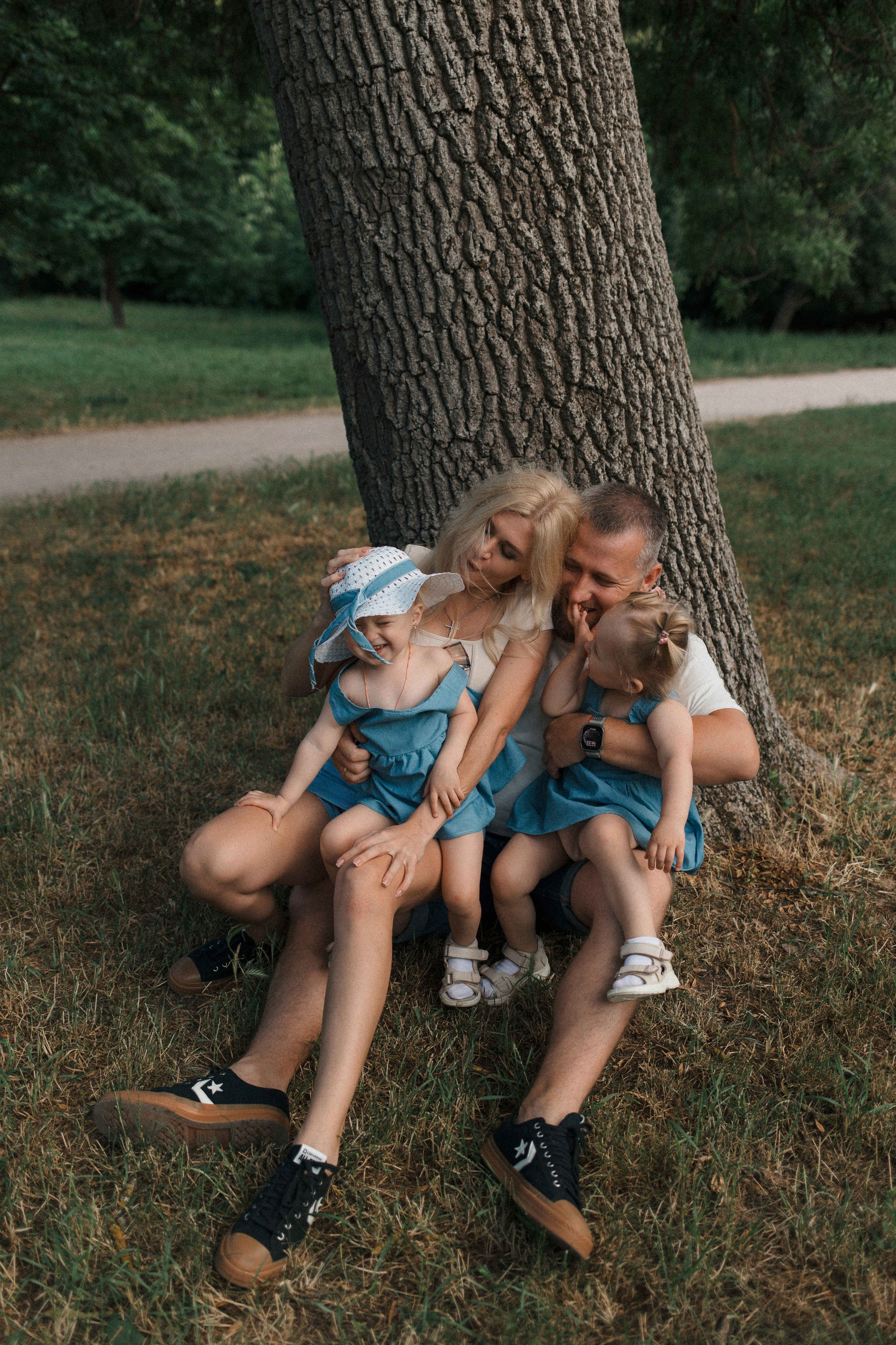 Парк, вечер). Свадебный фотограф Мироманов Николай в Крыму