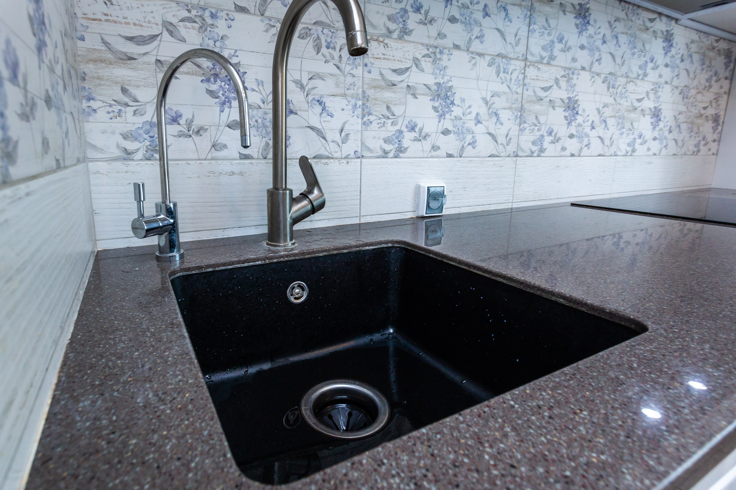 ***. Фотограф Денис Денисов