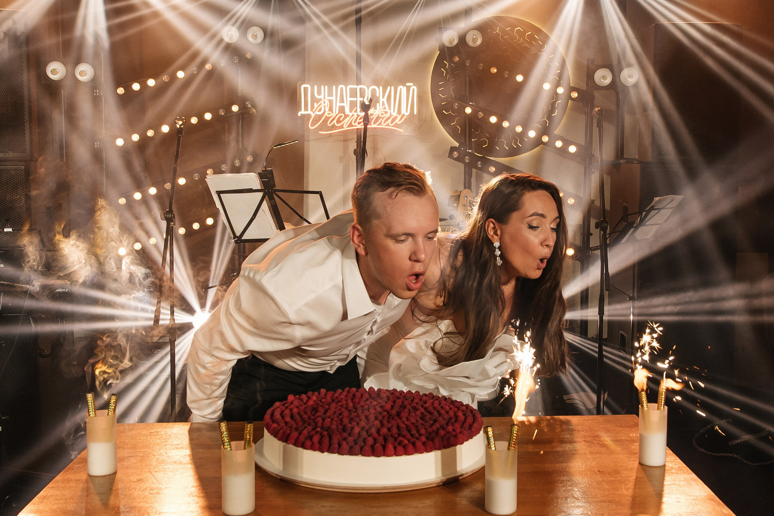 ANONS. Мария — Свадебный фотограф